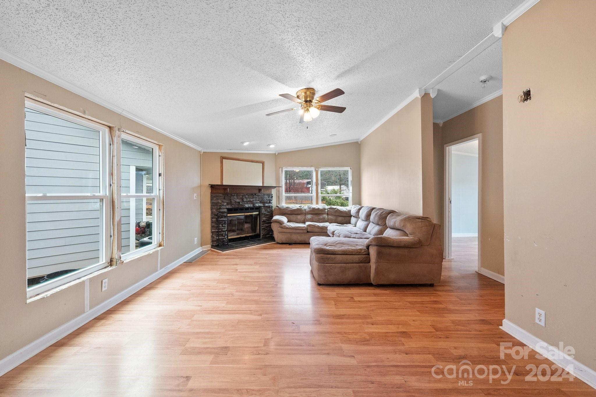 5112 Green Leaf Court Property Photo 17