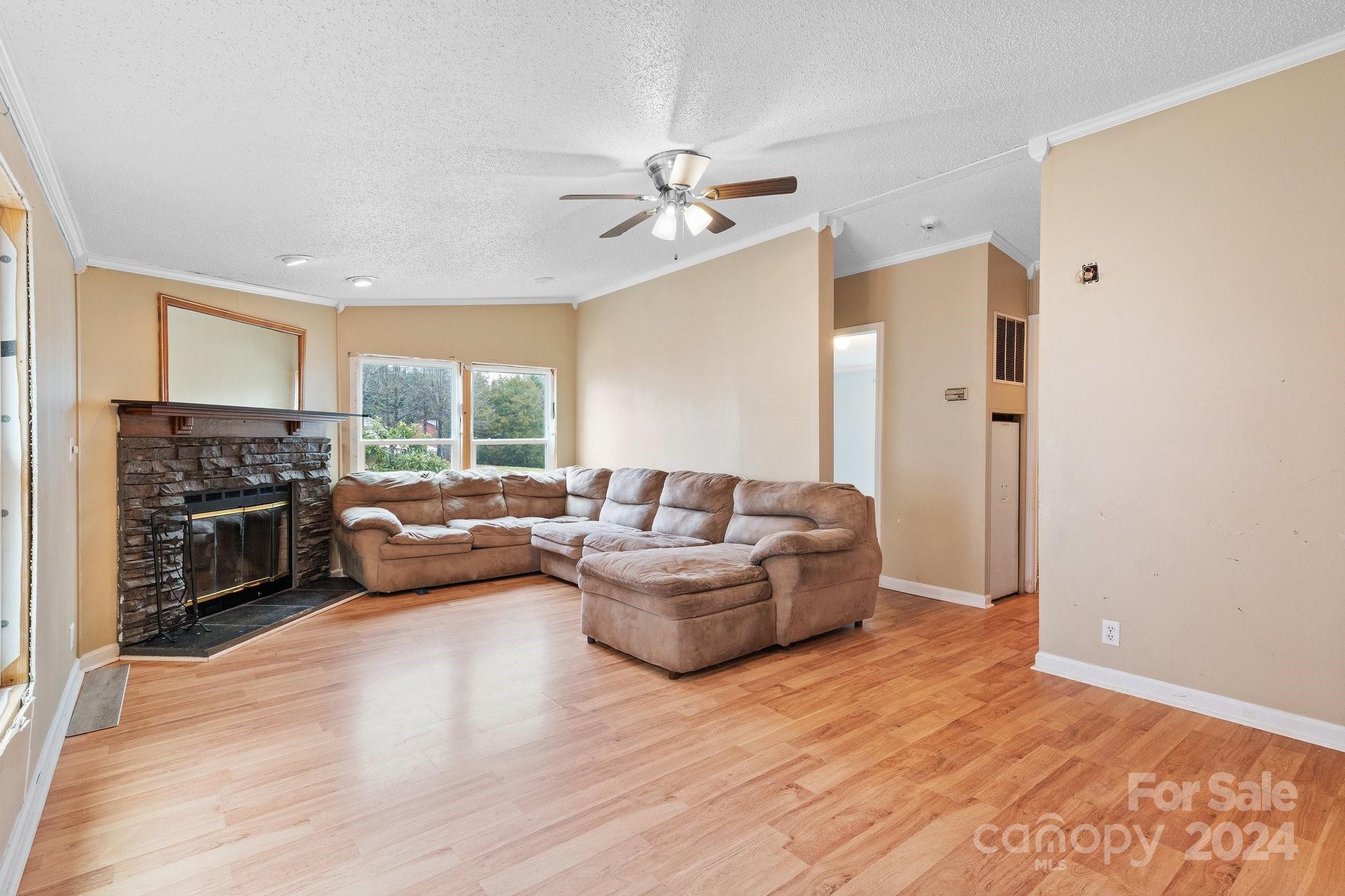 5112 Green Leaf Court Property Photo 18