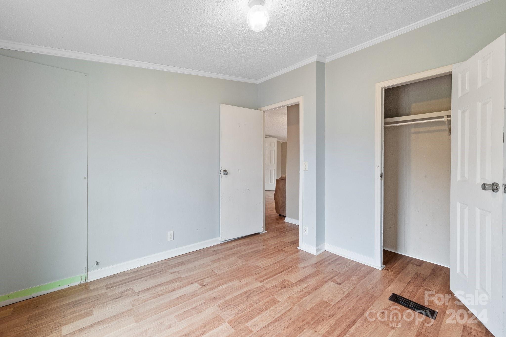 5112 Green Leaf Court Property Photo 27
