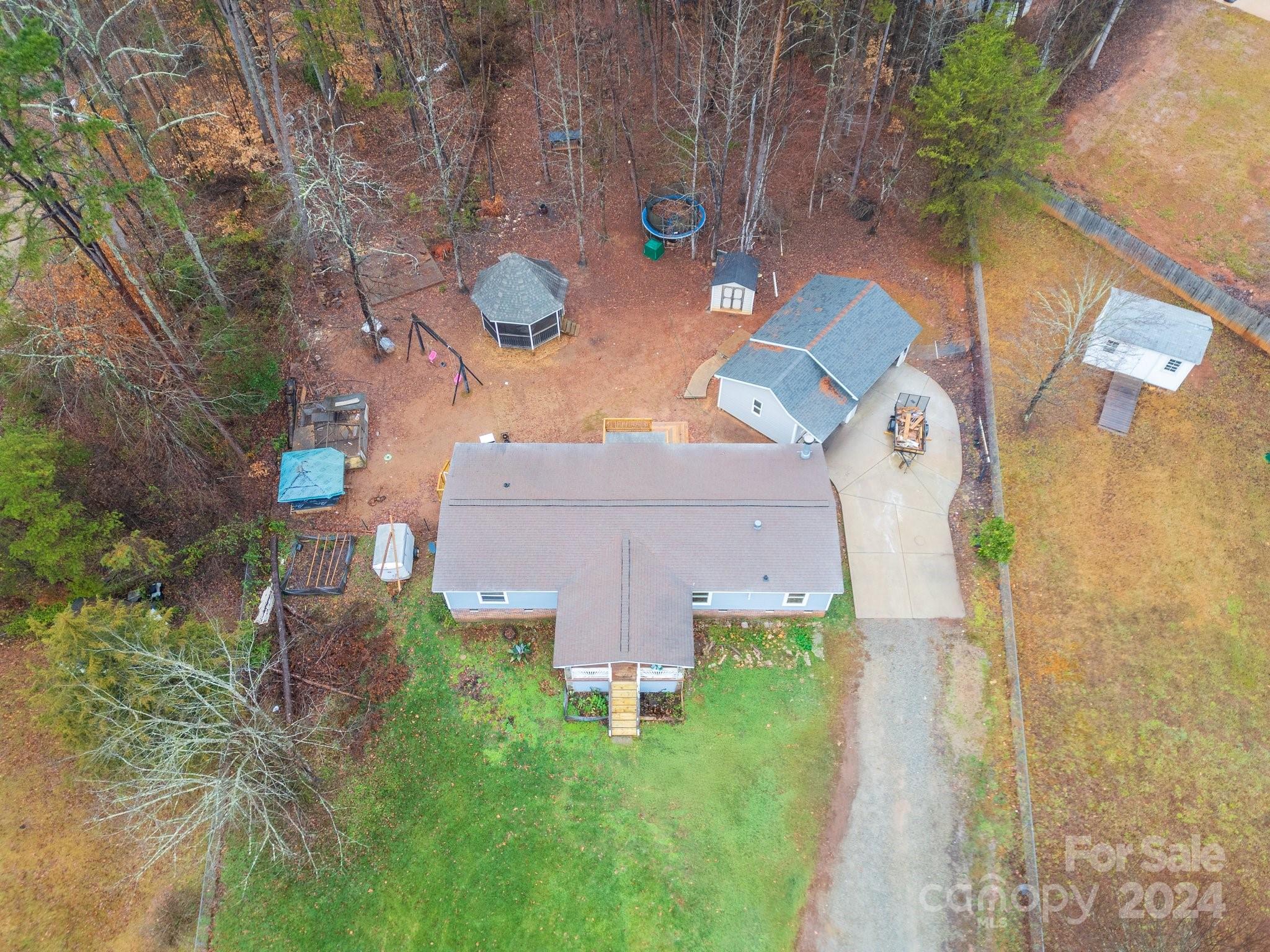 5112 Green Leaf Court Property Photo 30