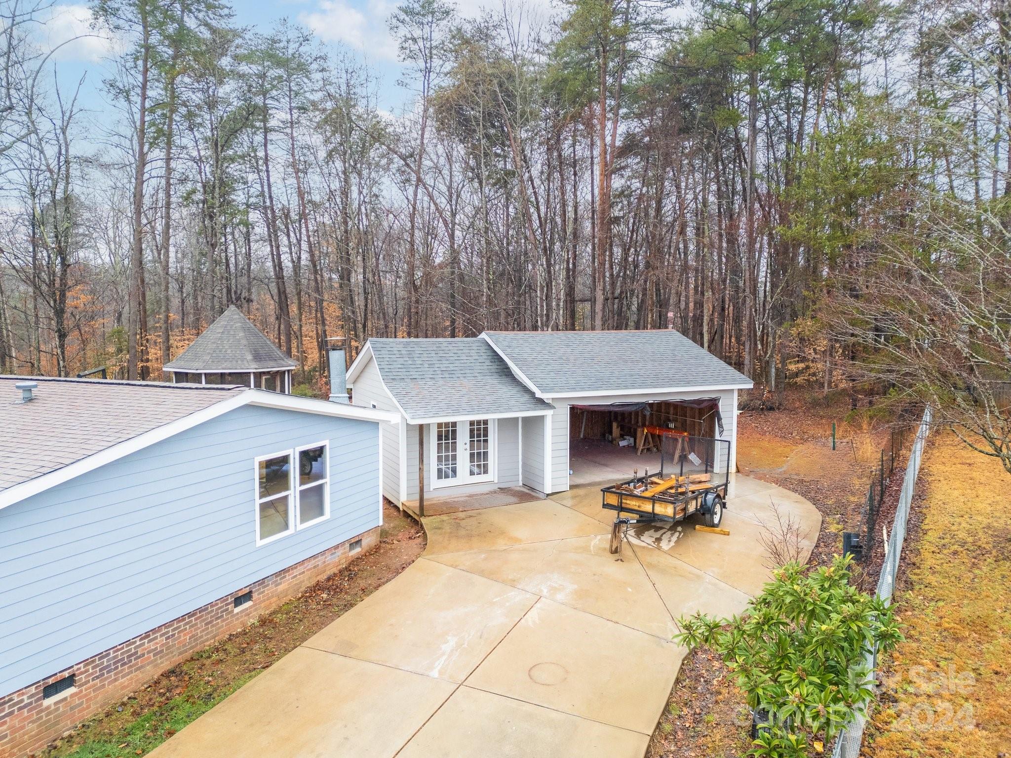 5112 Green Leaf Court Property Photo 32
