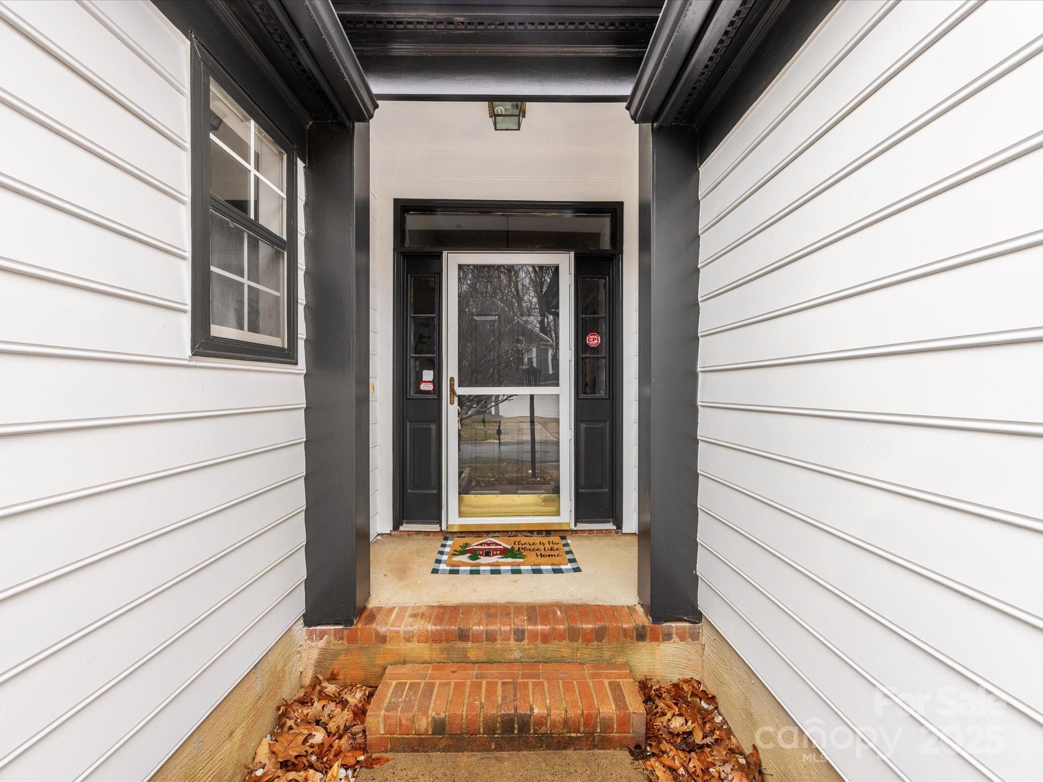 10519 Brawley Lane Property Photo 4