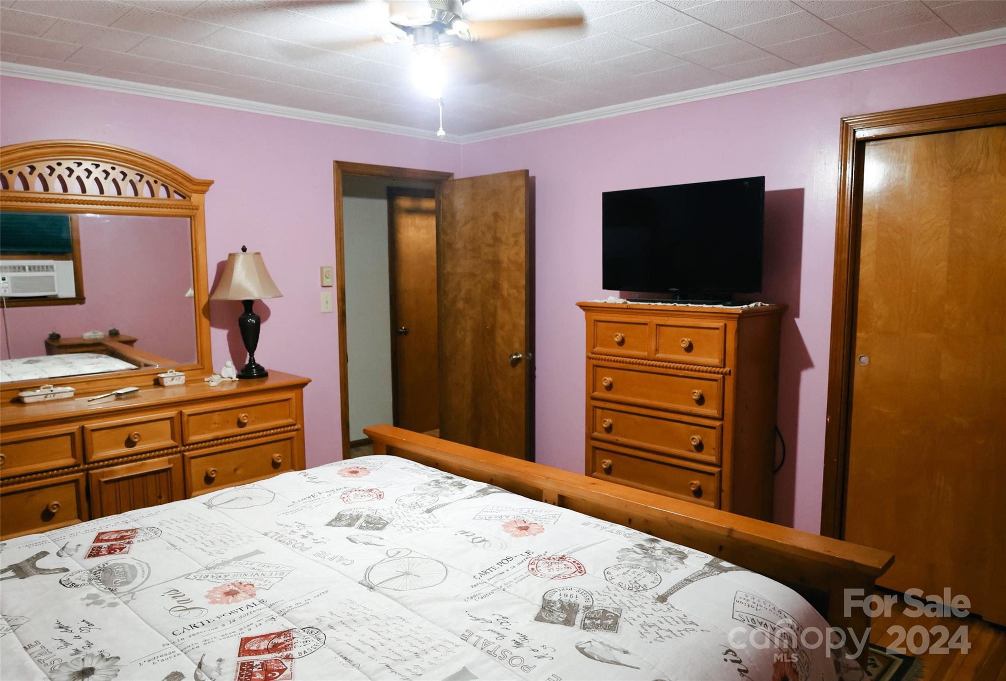 636 Maple Creek Road Property Photo 9