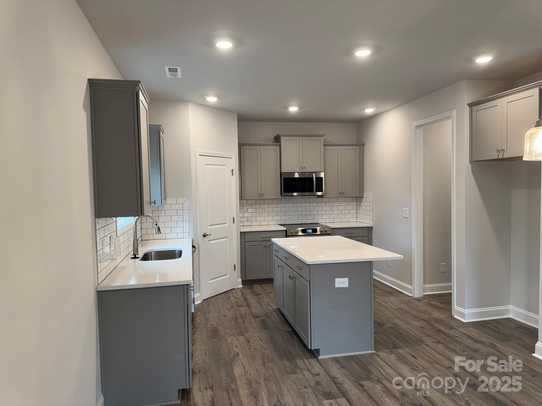 403 Imperial Way 24 Property Photo 9