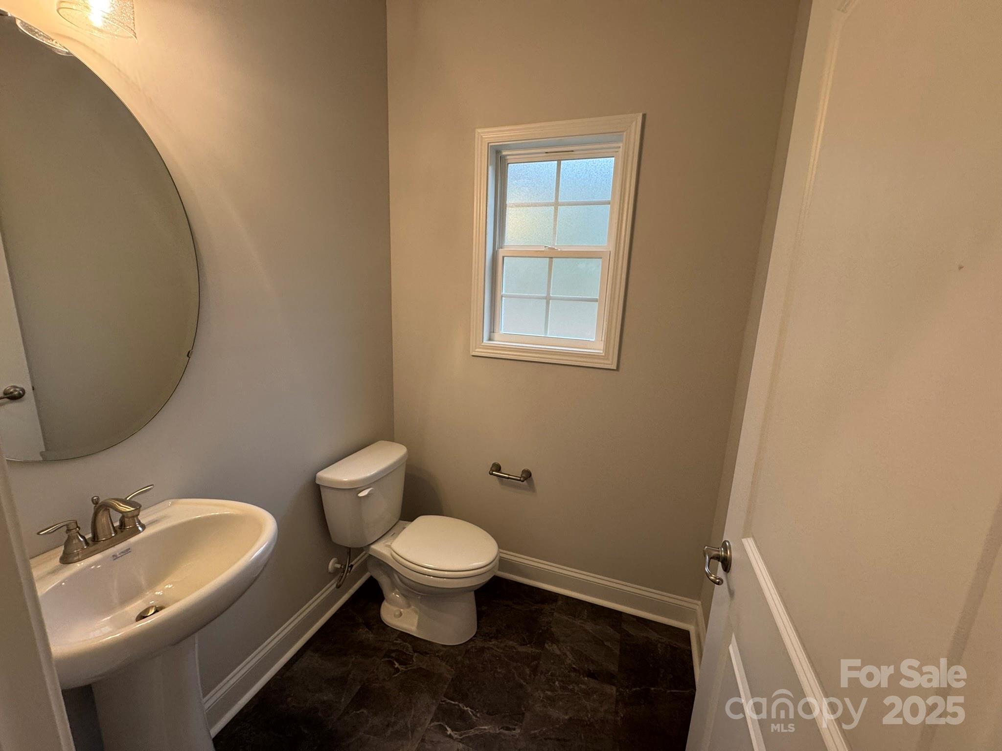 403 Imperial Way 24 Property Photo 30