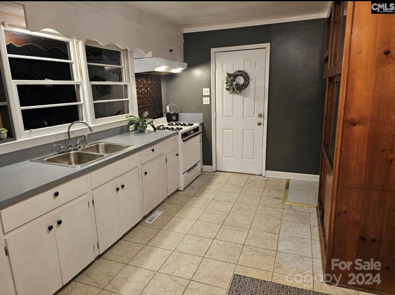 703 Blackmon Street Property Photo 24
