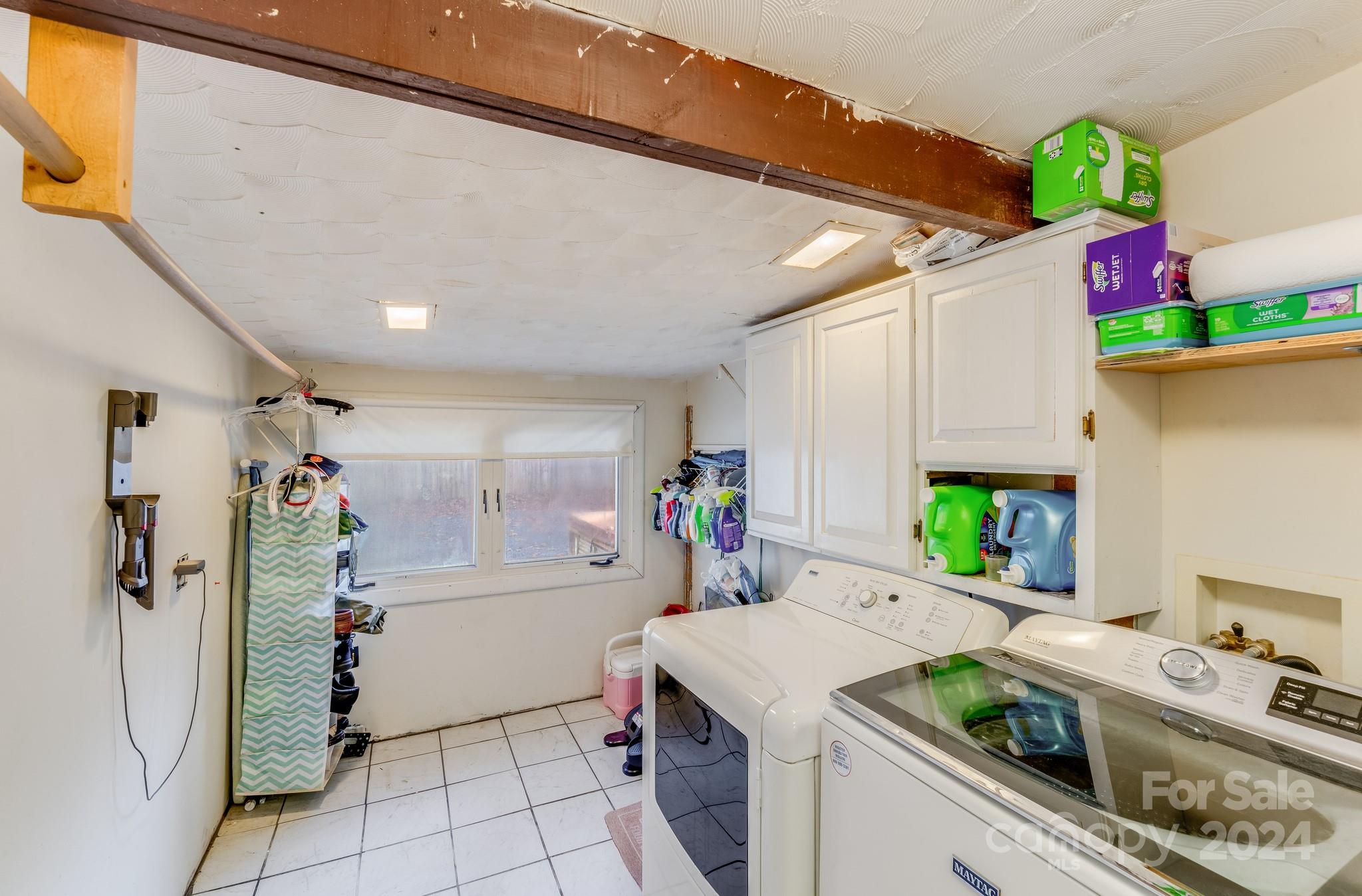465 Lakedale Drive Property Photo 35
