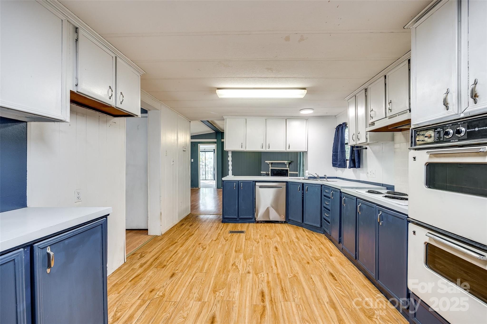 5320 Liberty Hill Road Property Photo 11