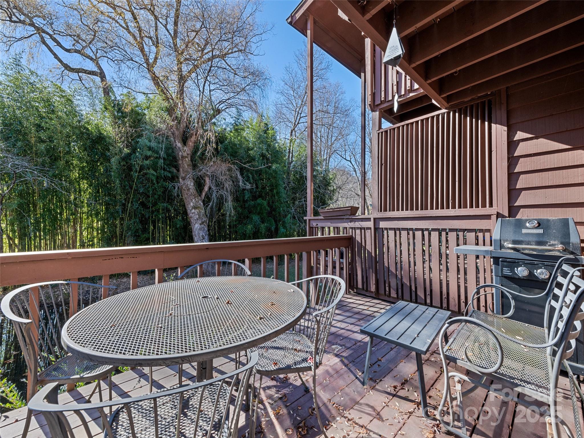 40 Meadows Lane Property Photo 16