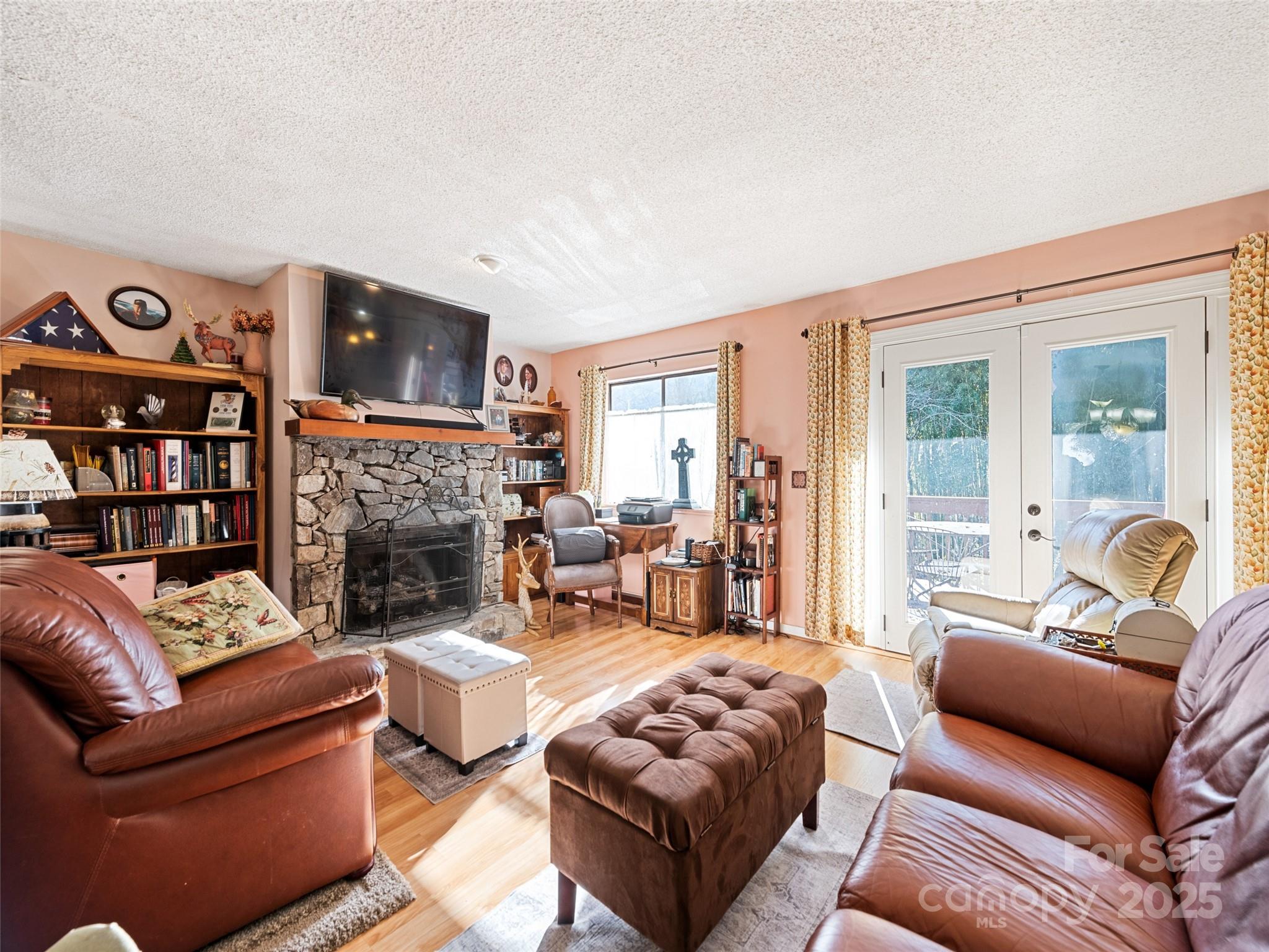 40 Meadows Lane Property Photo 18