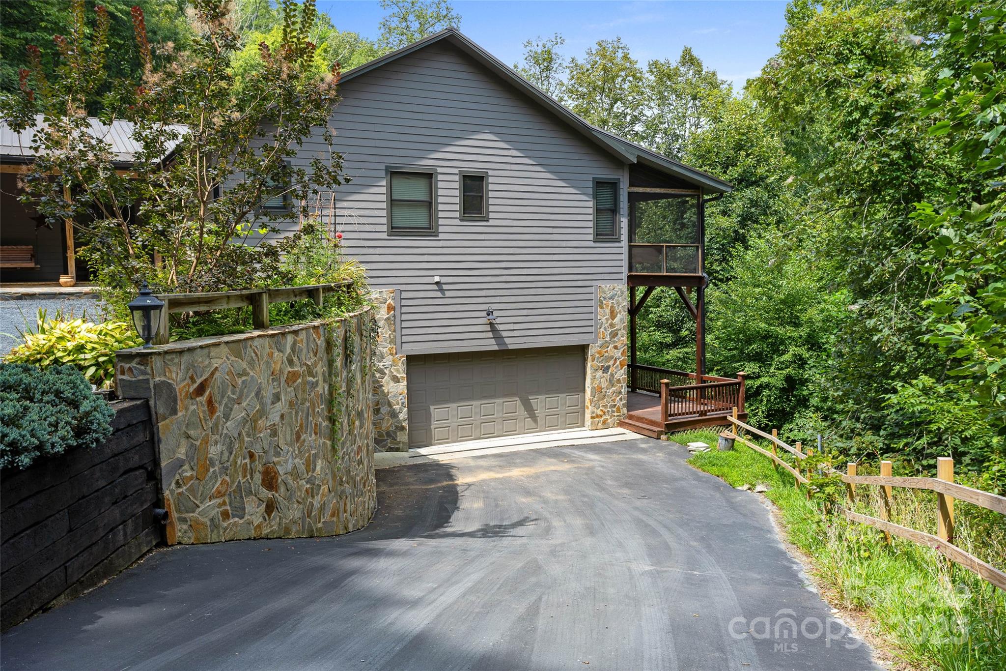 592 Susanna Cove Road 22 And 24 Property Photo 6