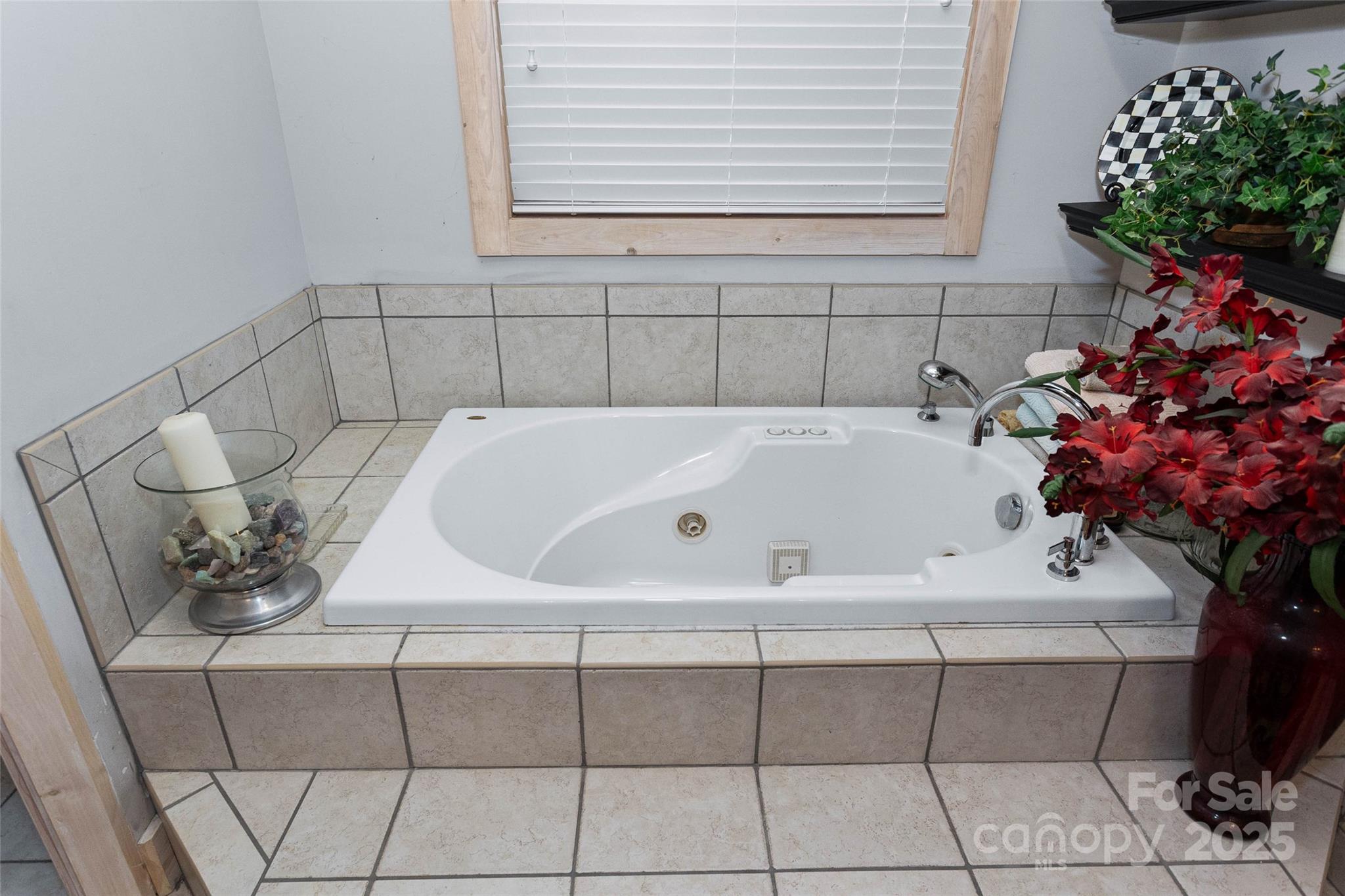 592 Susanna Cove Road 22 And 24 Property Photo 28