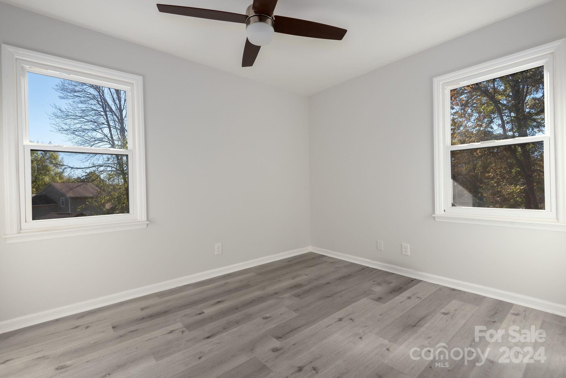 7704 Cedar Bluff Lane Property Photo 19