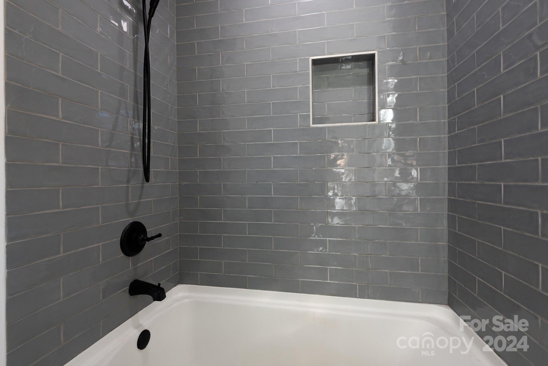 7704 Cedar Bluff Lane Property Photo 21