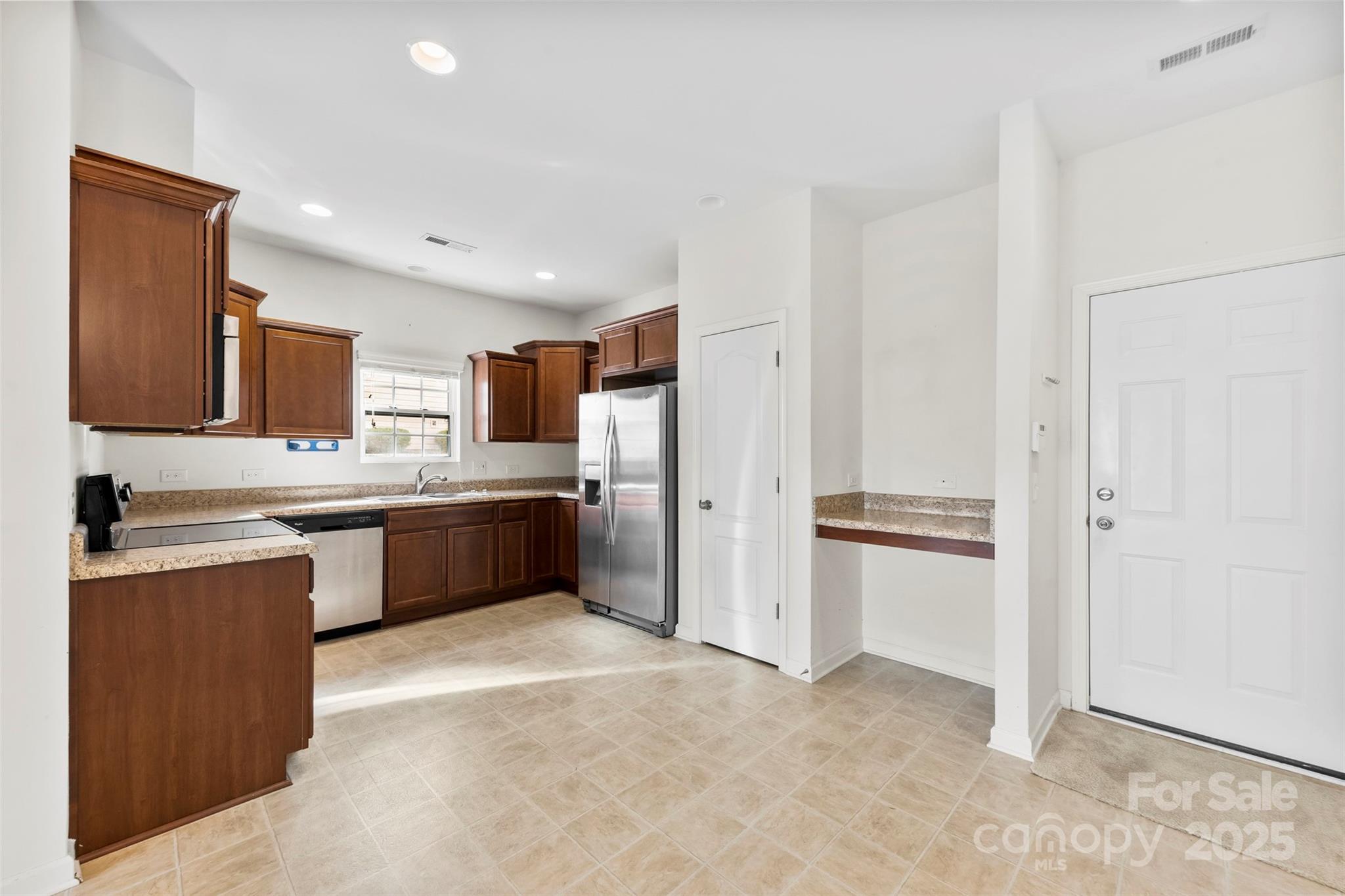 14423 Glendon Hall Lane Property Photo 2