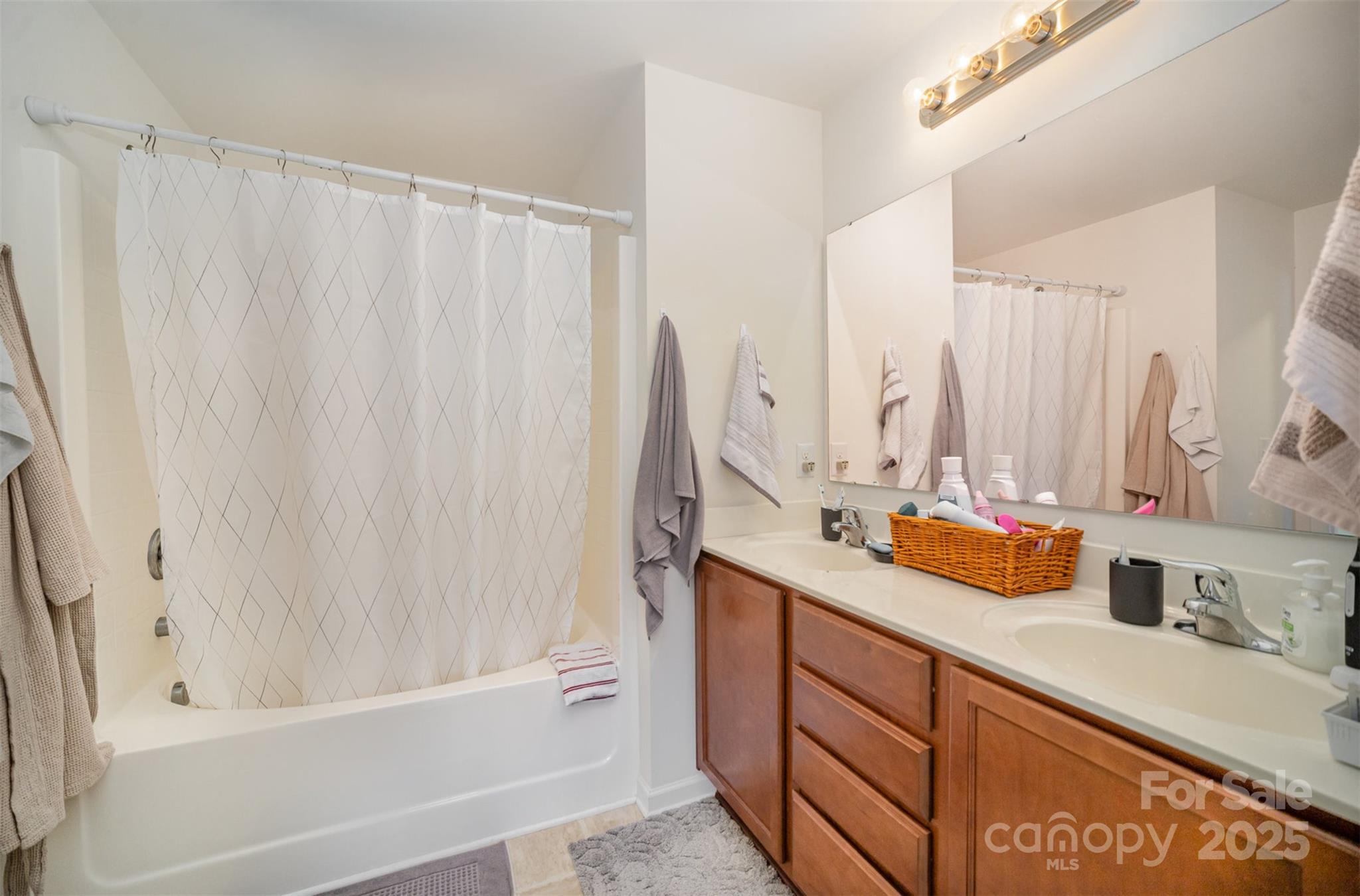 14423 Glendon Hall Lane Property Photo 30