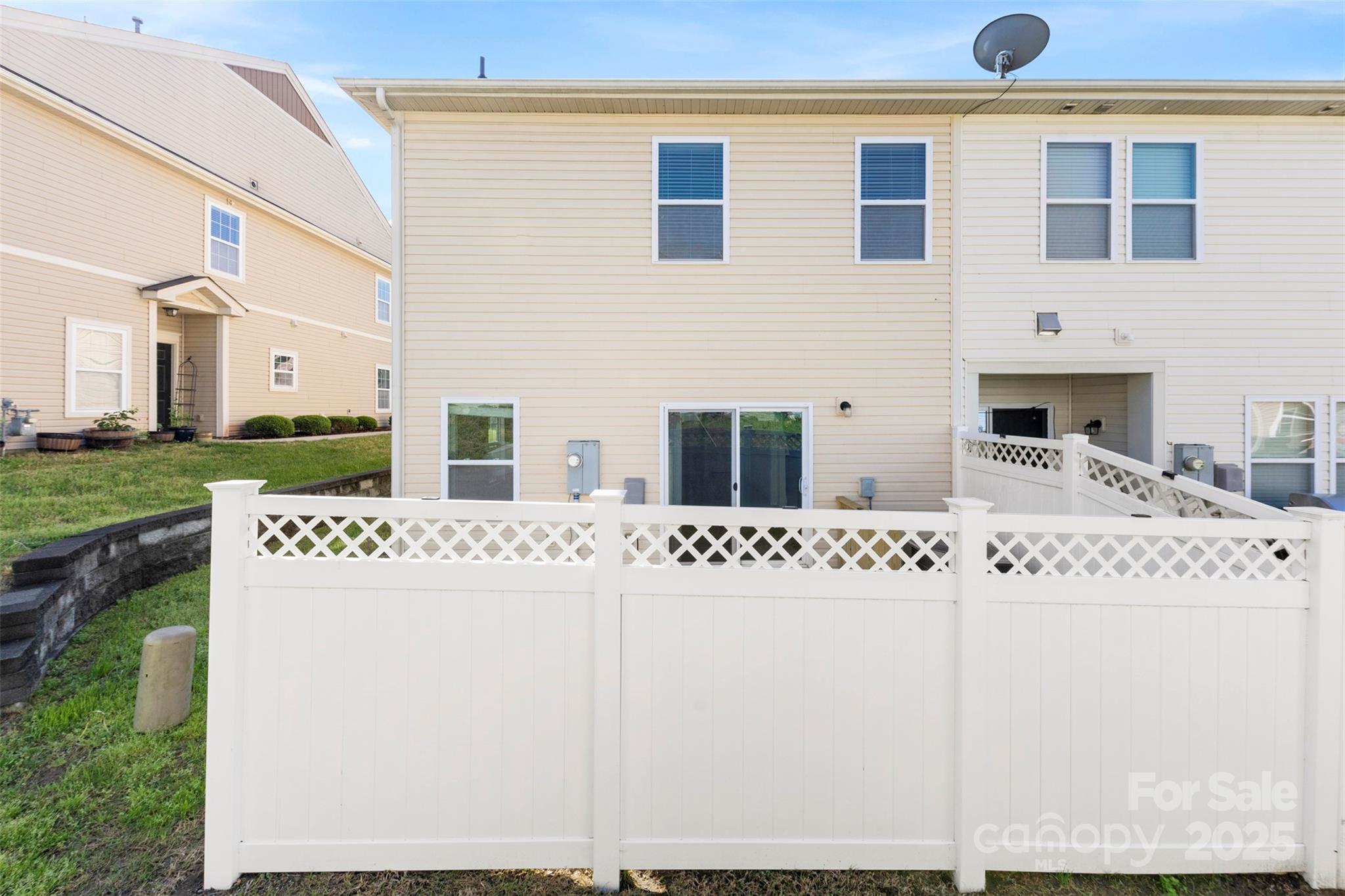 14423 Glendon Hall Lane Property Photo 33