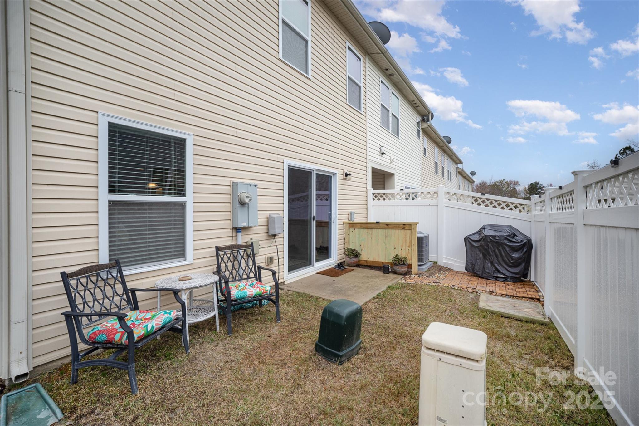 14423 Glendon Hall Lane Property Photo 35