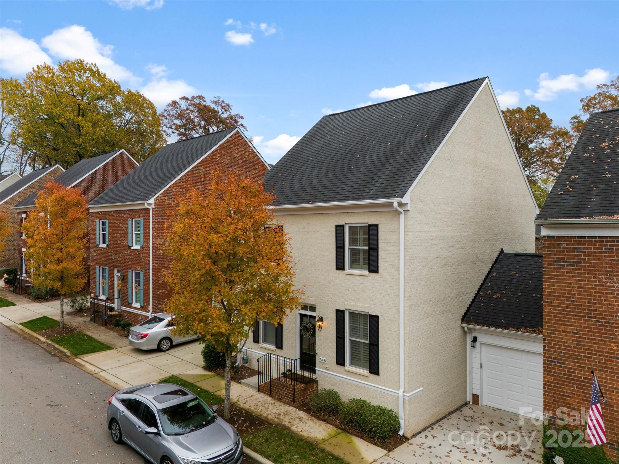 548 Summerfield Place Property Photo