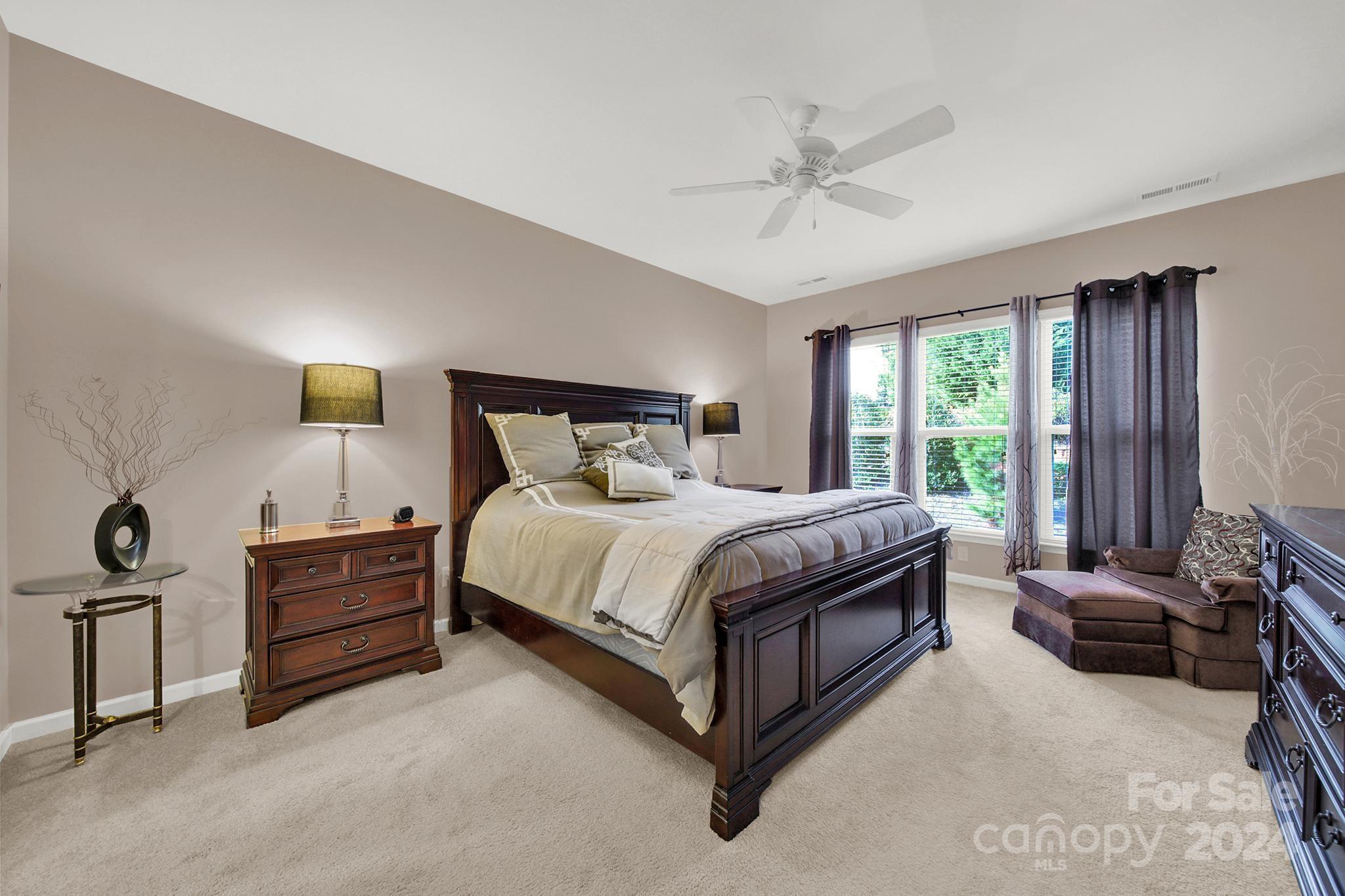 4022 Blackburn Court Property Photo 15