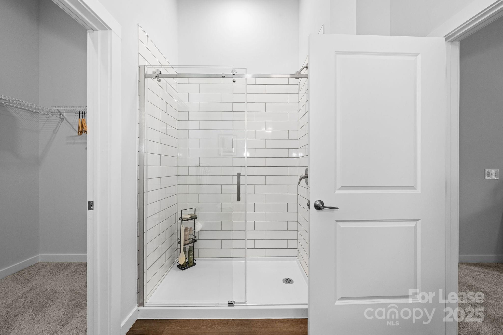 5120 77 Center Drive 1b.4 Property Photo 13