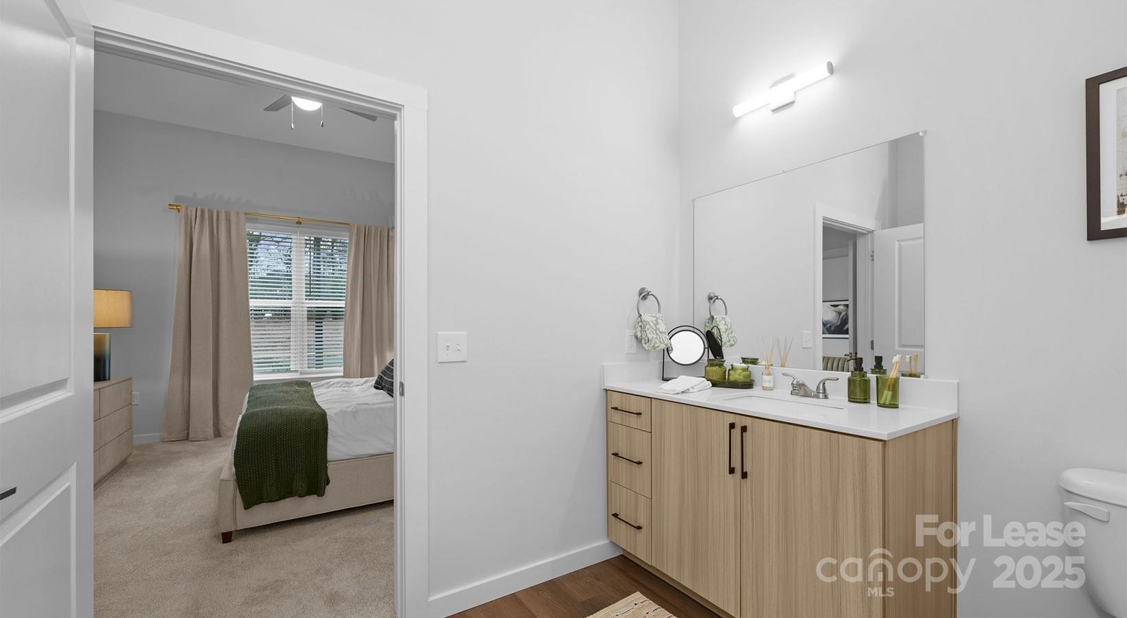 5120 77 Center Drive 2a Property Photo 22