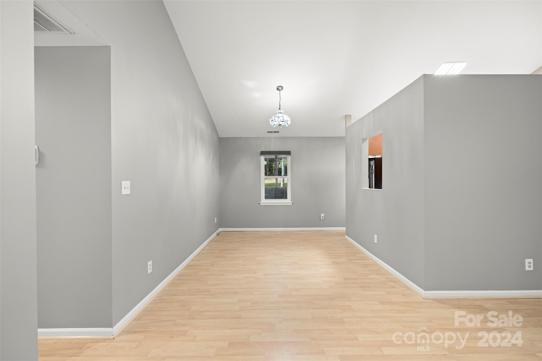 2306 Morningside Drive Property Photo 5