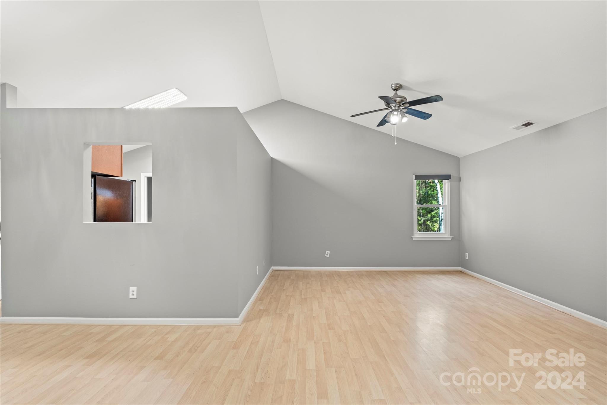 2306 Morningside Drive Property Photo 7