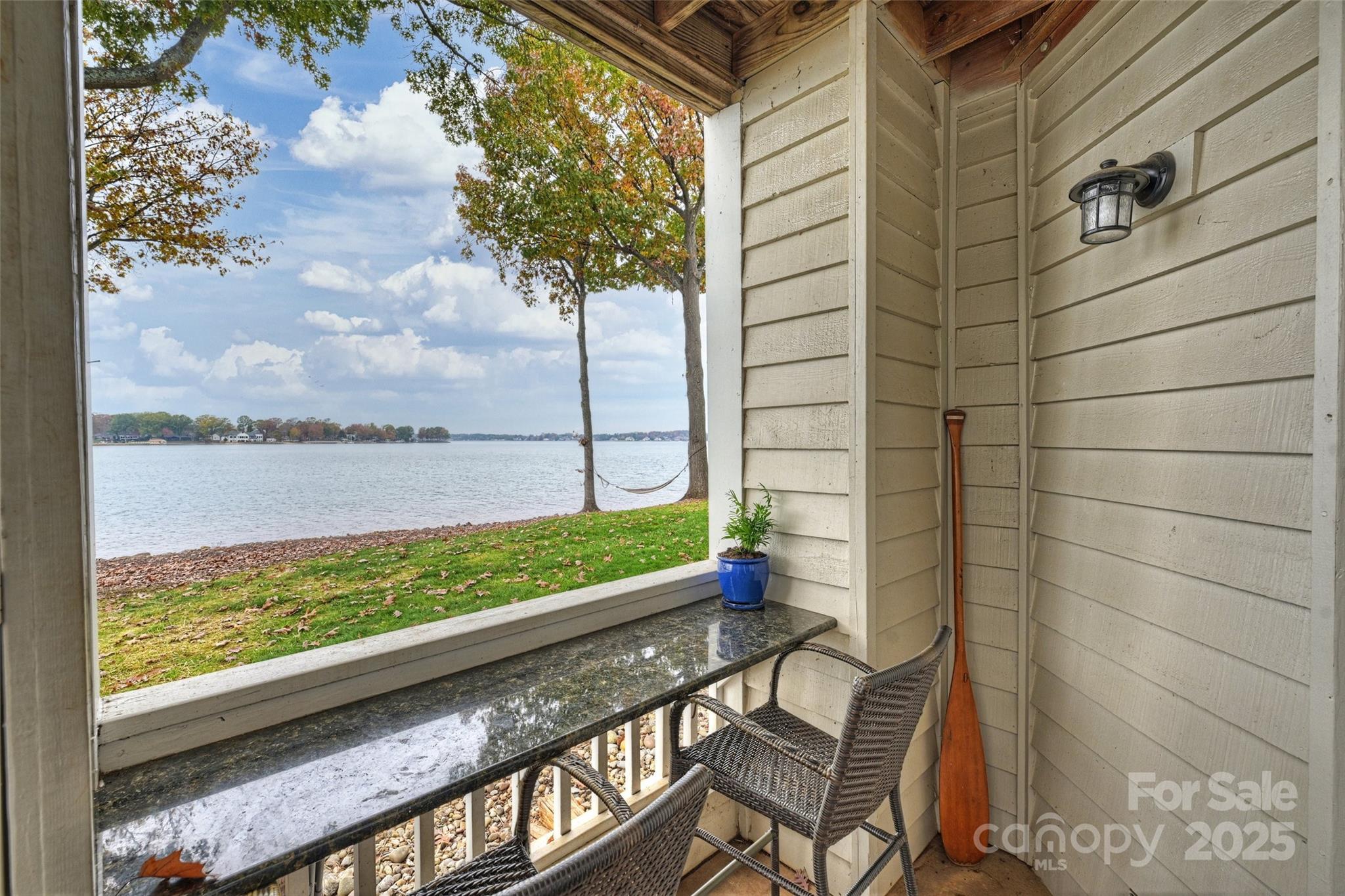 907 Southwest Drive Property Photo 23