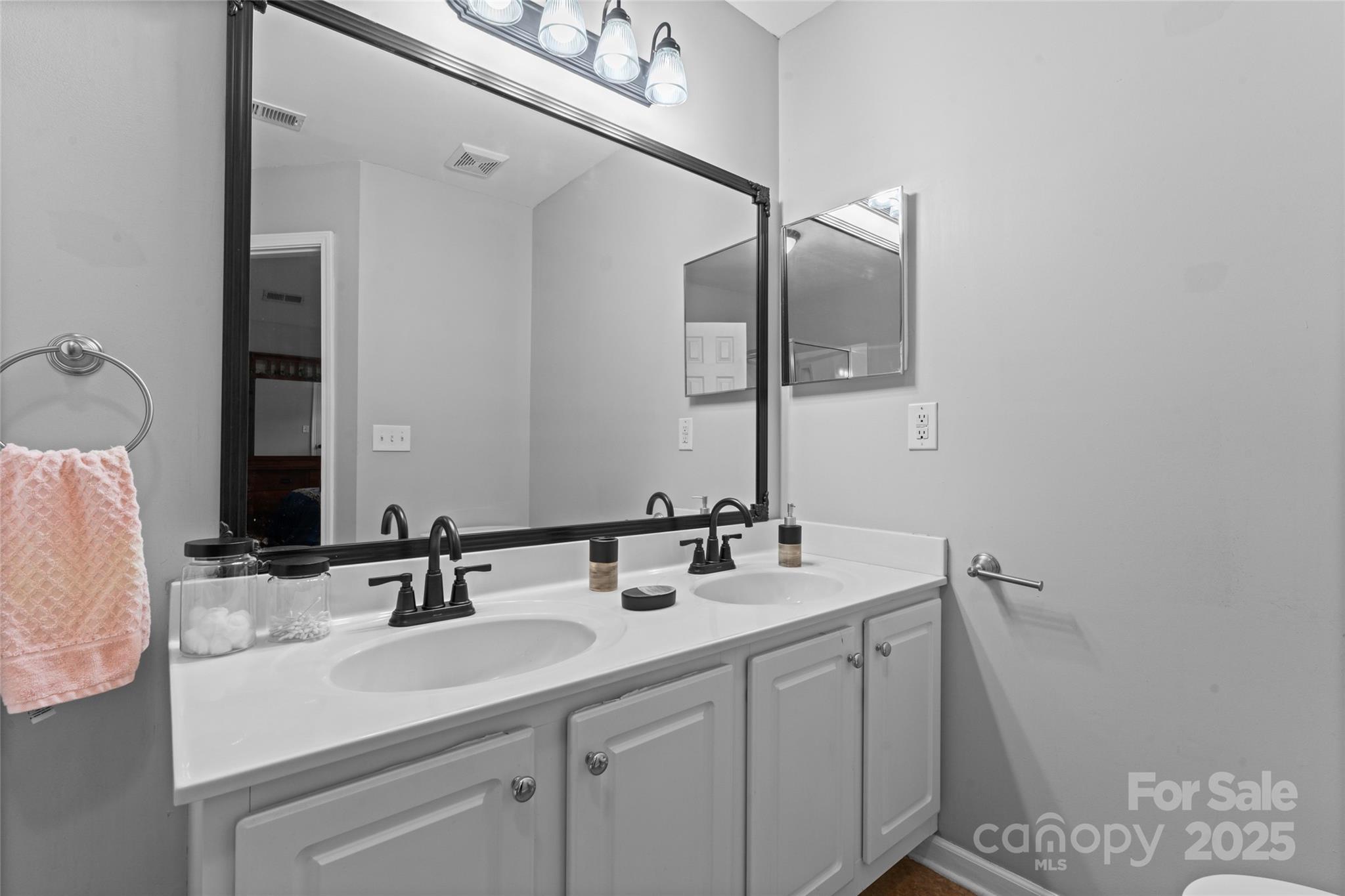 307 Tara Elizabeth Place 22 Property Photo 17