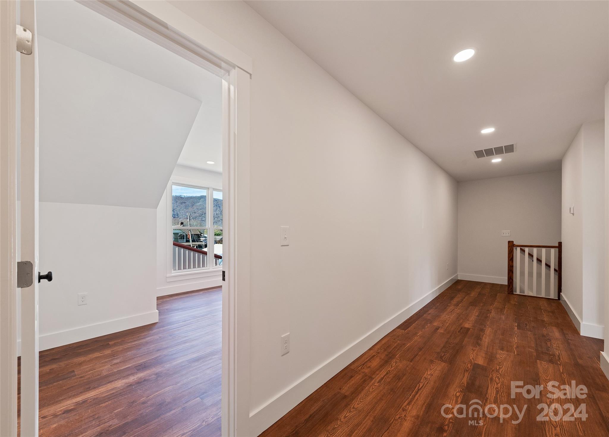 11 Riemar Lane 1 Property Photo 25