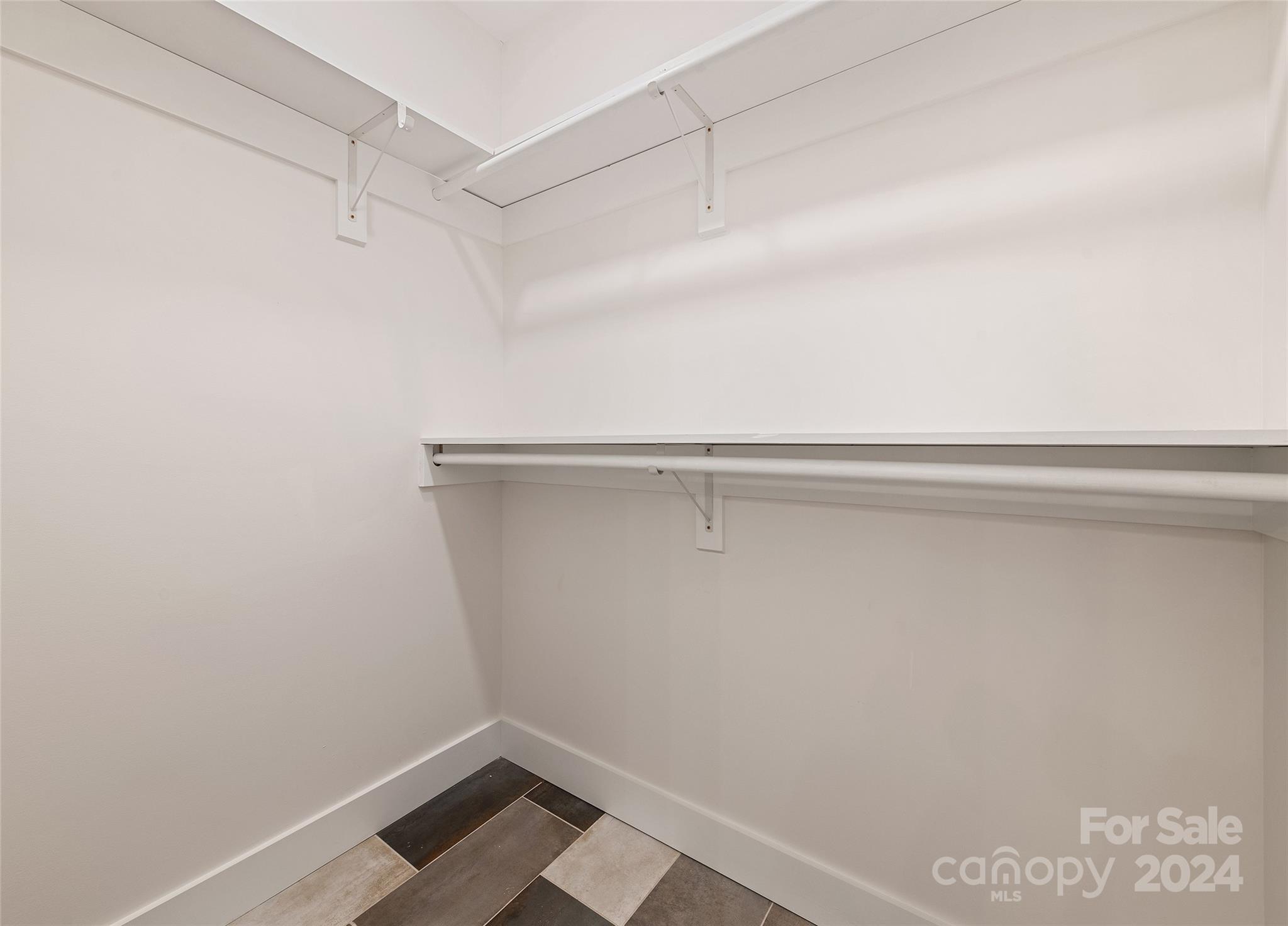 11 Riemar Lane 1 Property Photo 30