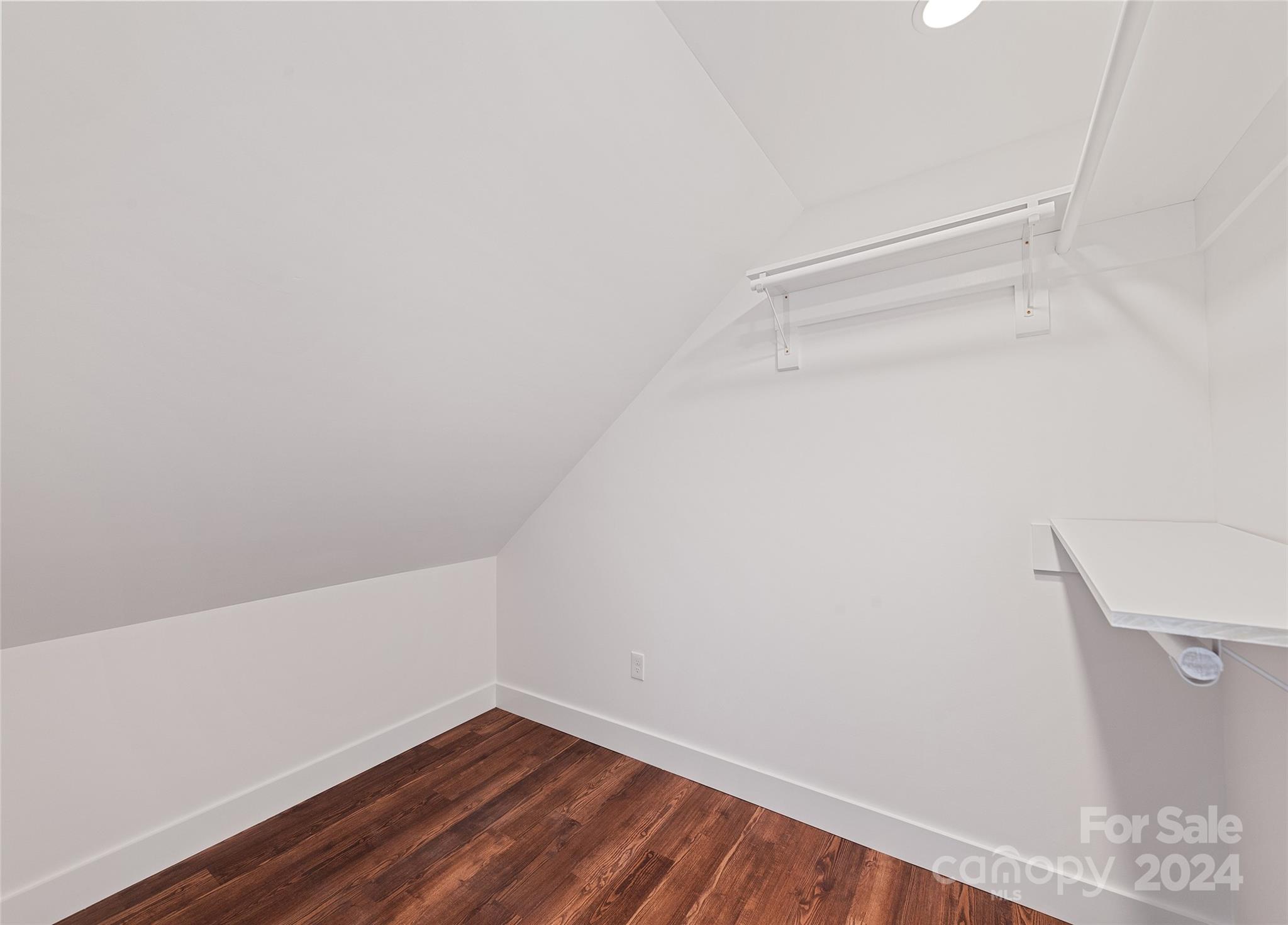11 Riemar Lane 1 Property Photo 33