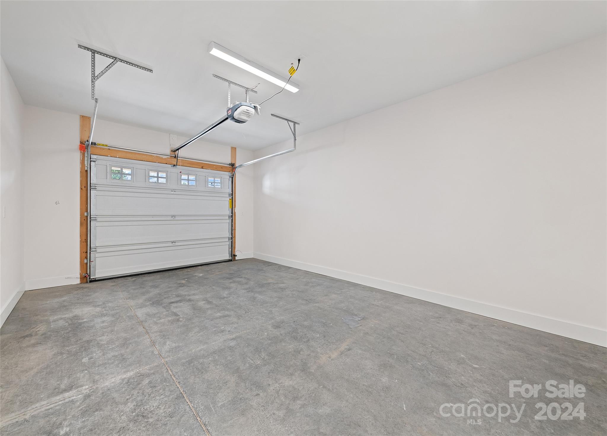 11 Riemar Lane 1 Property Photo 35
