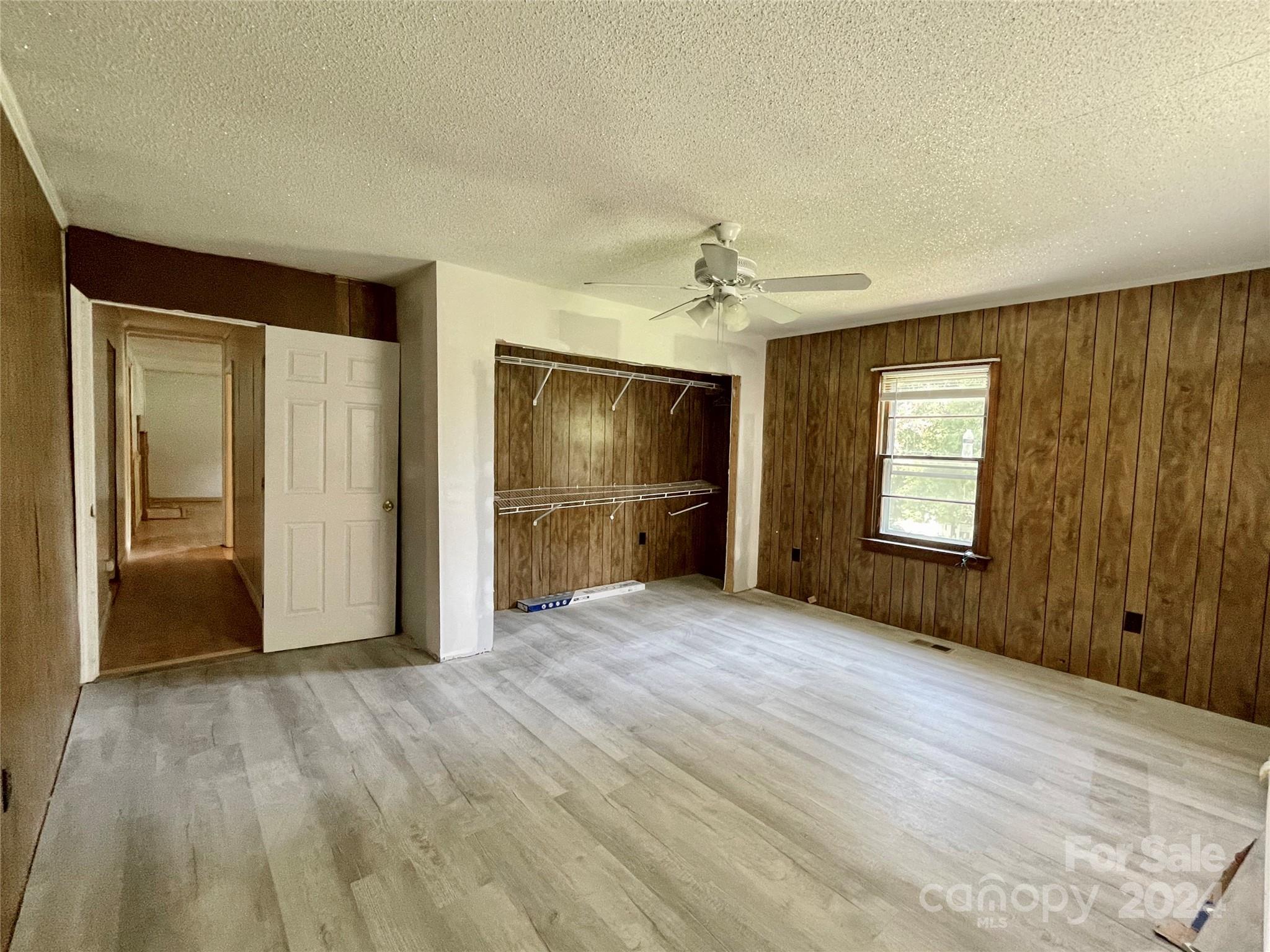 142 Swink Street Property Photo 13