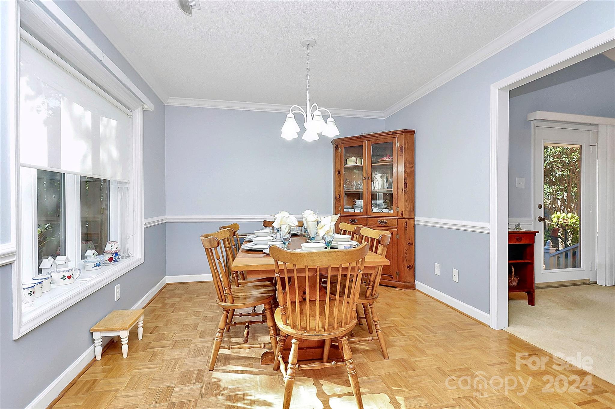 1811 Charter Drive Property Photo 13