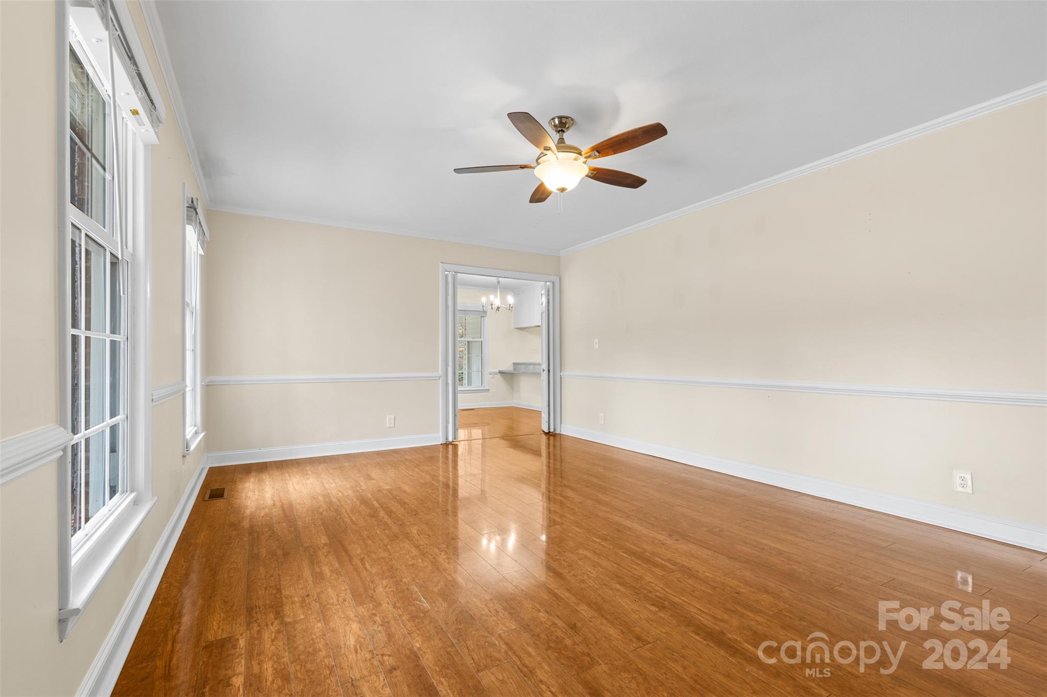 16695 Silver Road Property Photo 2