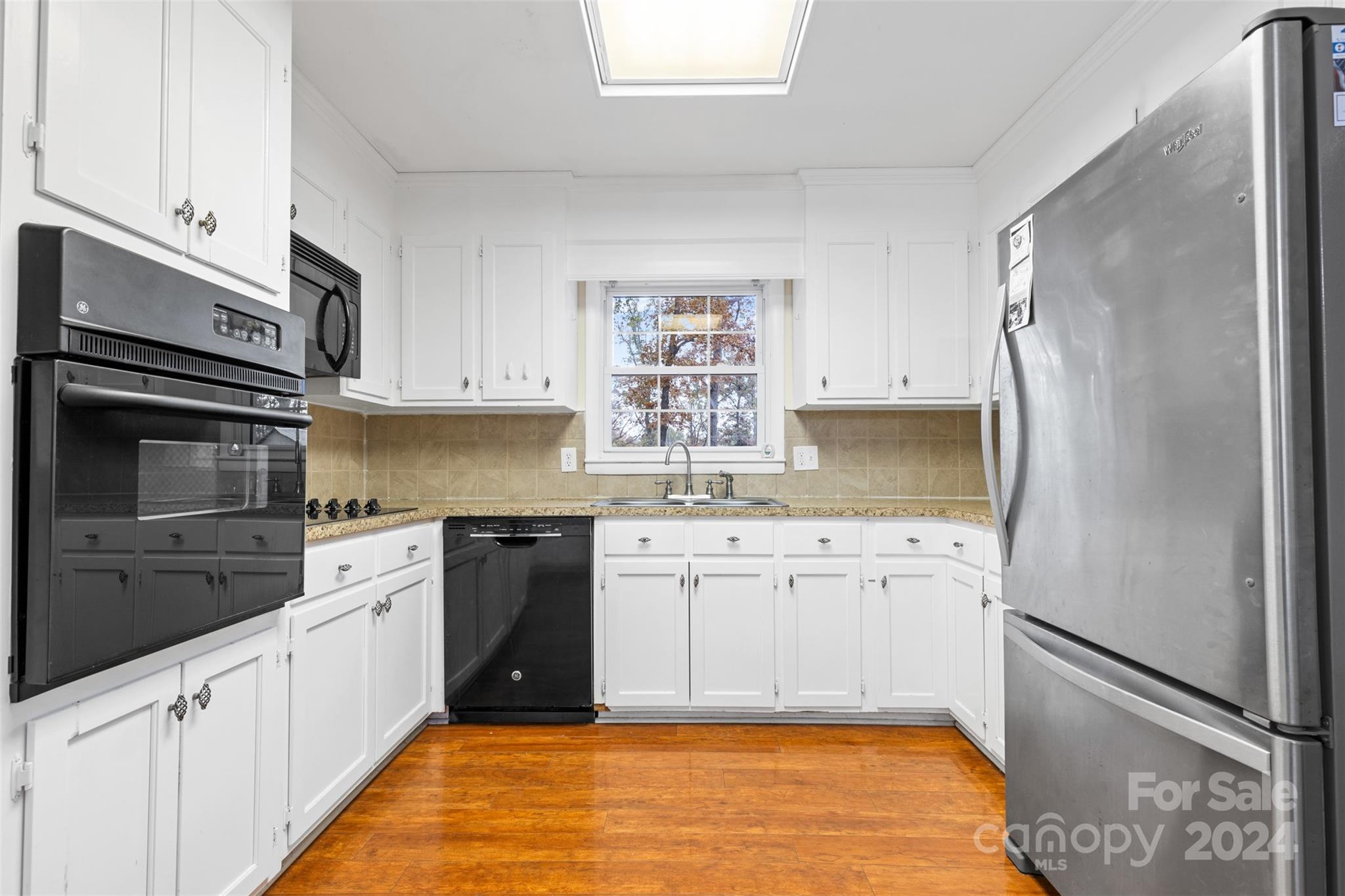 16695 Silver Road Property Photo 15