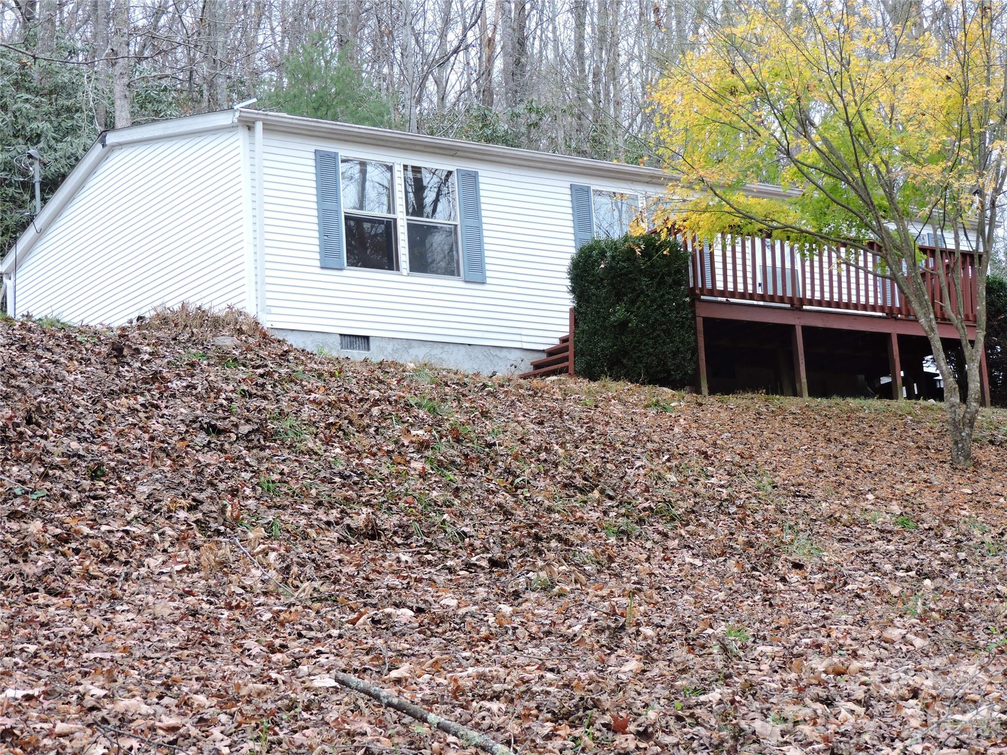 2271 Gouges Creek Road Property Photo 1