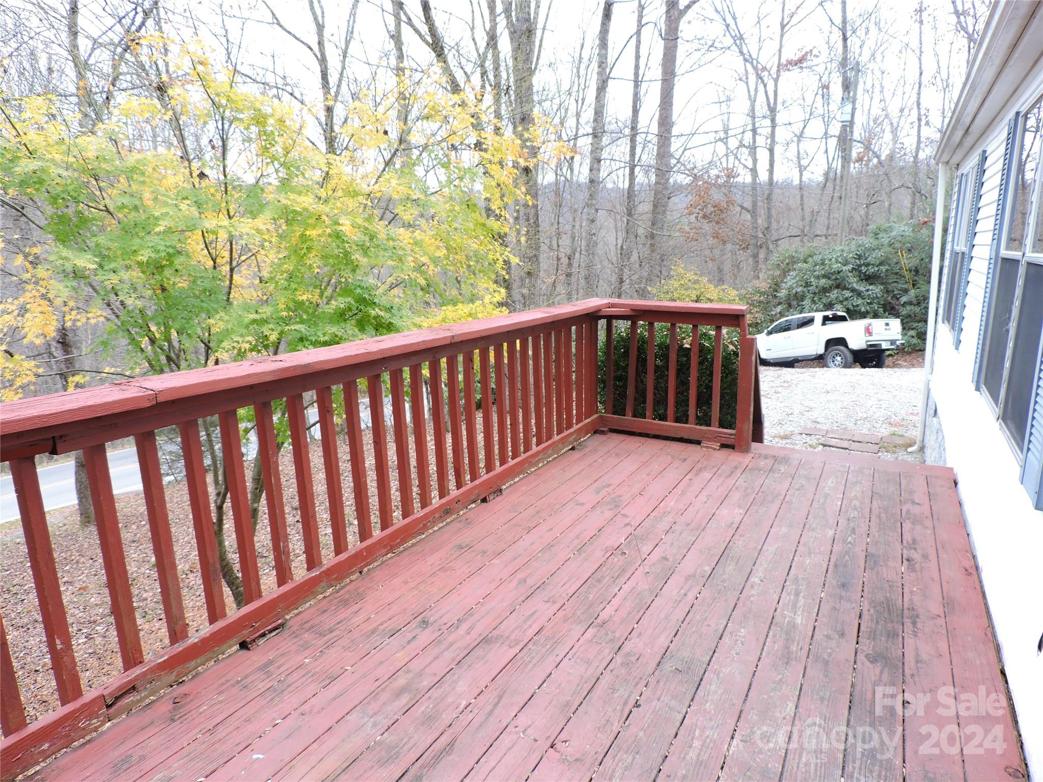 2271 Gouges Creek Road Property Photo 6
