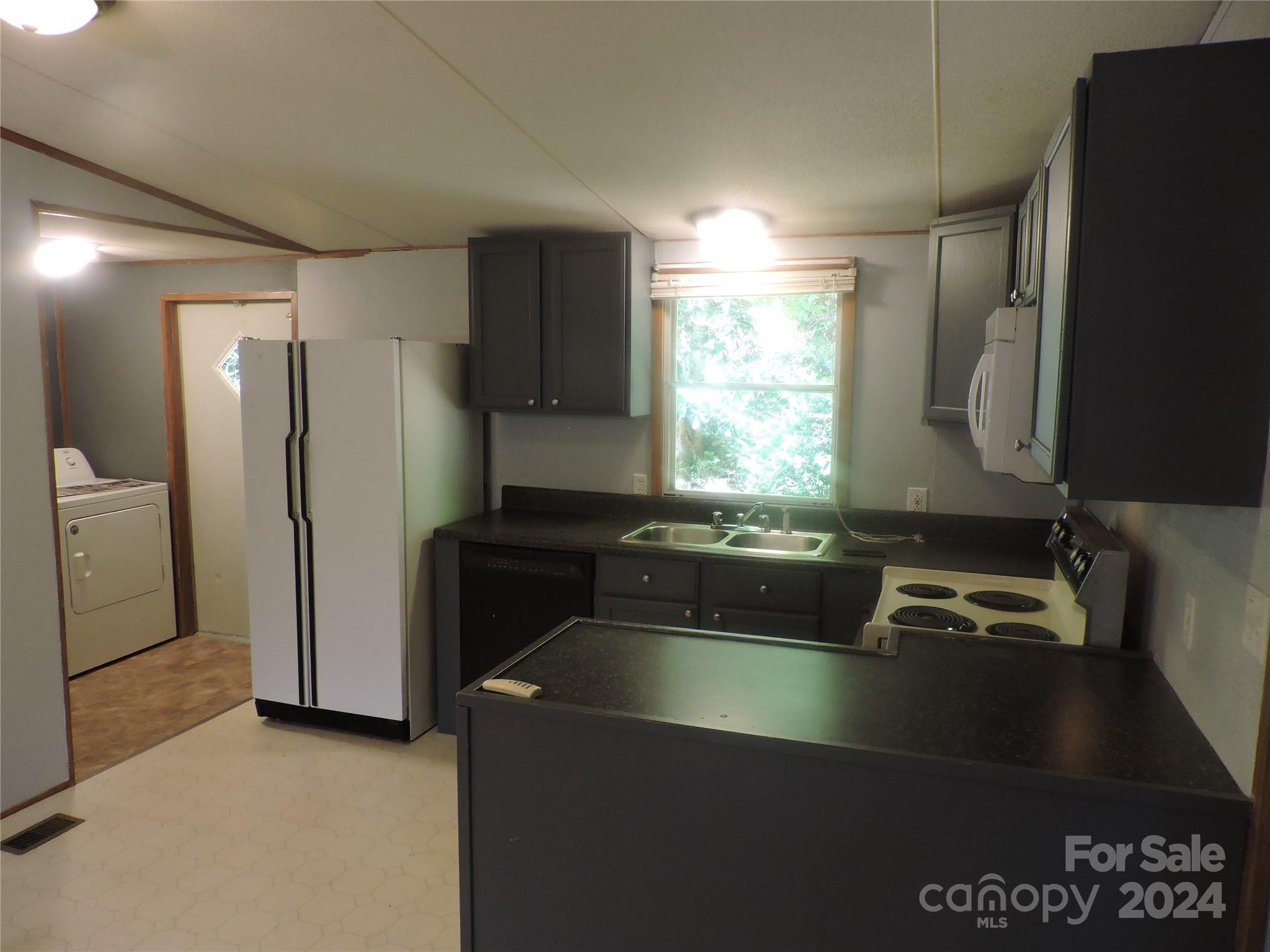 2271 Gouges Creek Road Property Photo 16