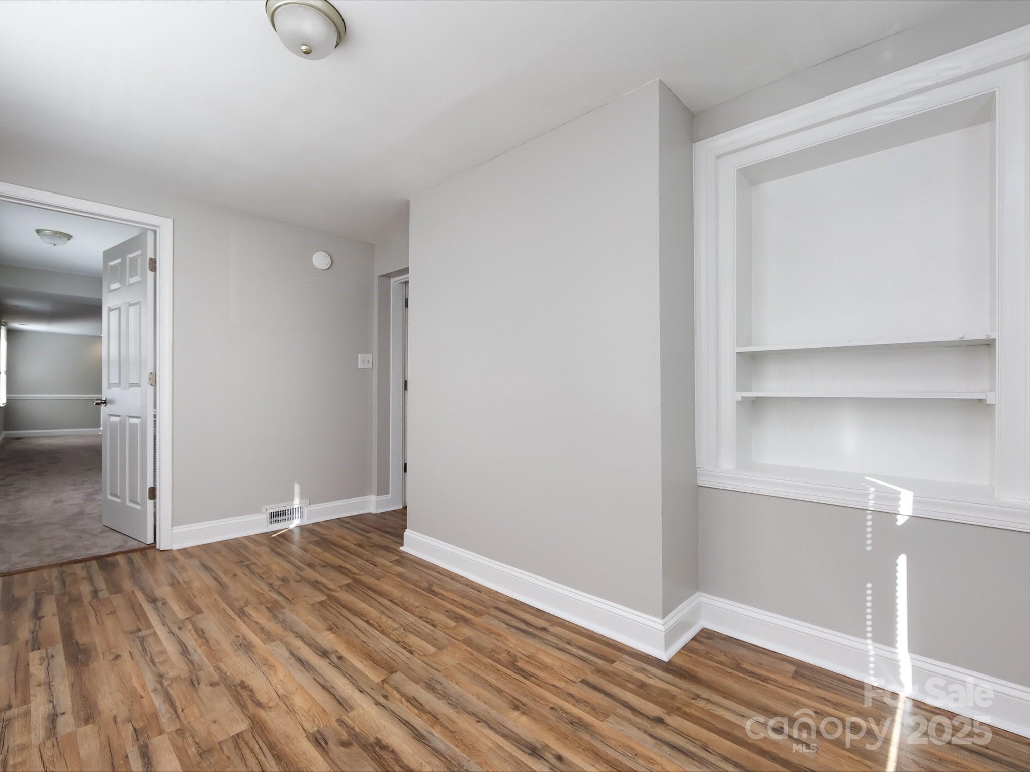 406 Harris Lane Property Photo 19