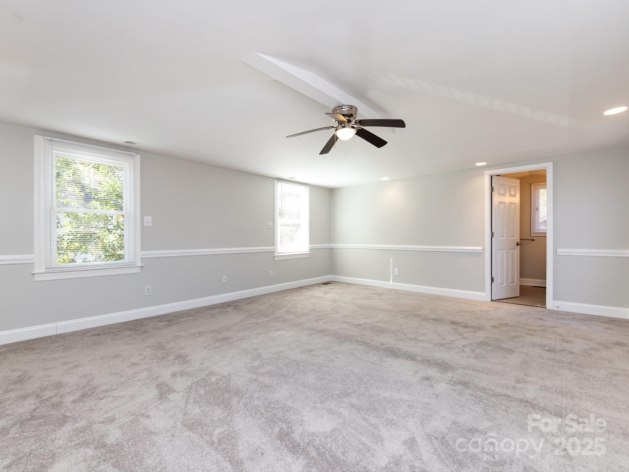 406 Harris Lane Property Photo 24
