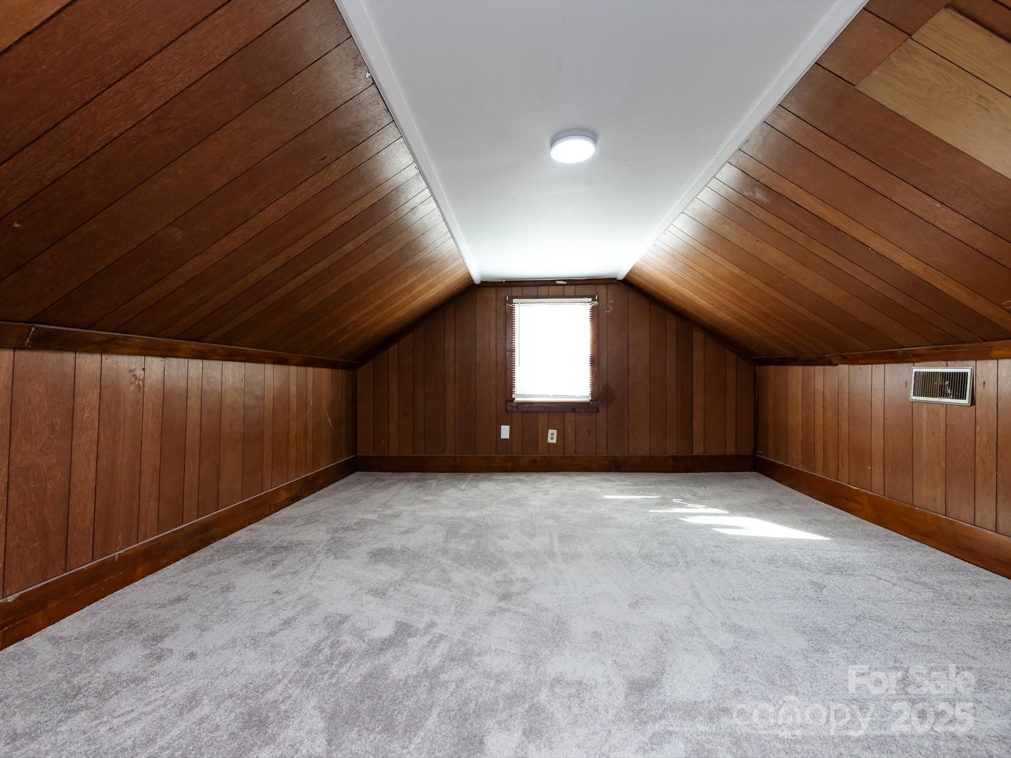 406 Harris Lane Property Photo 43