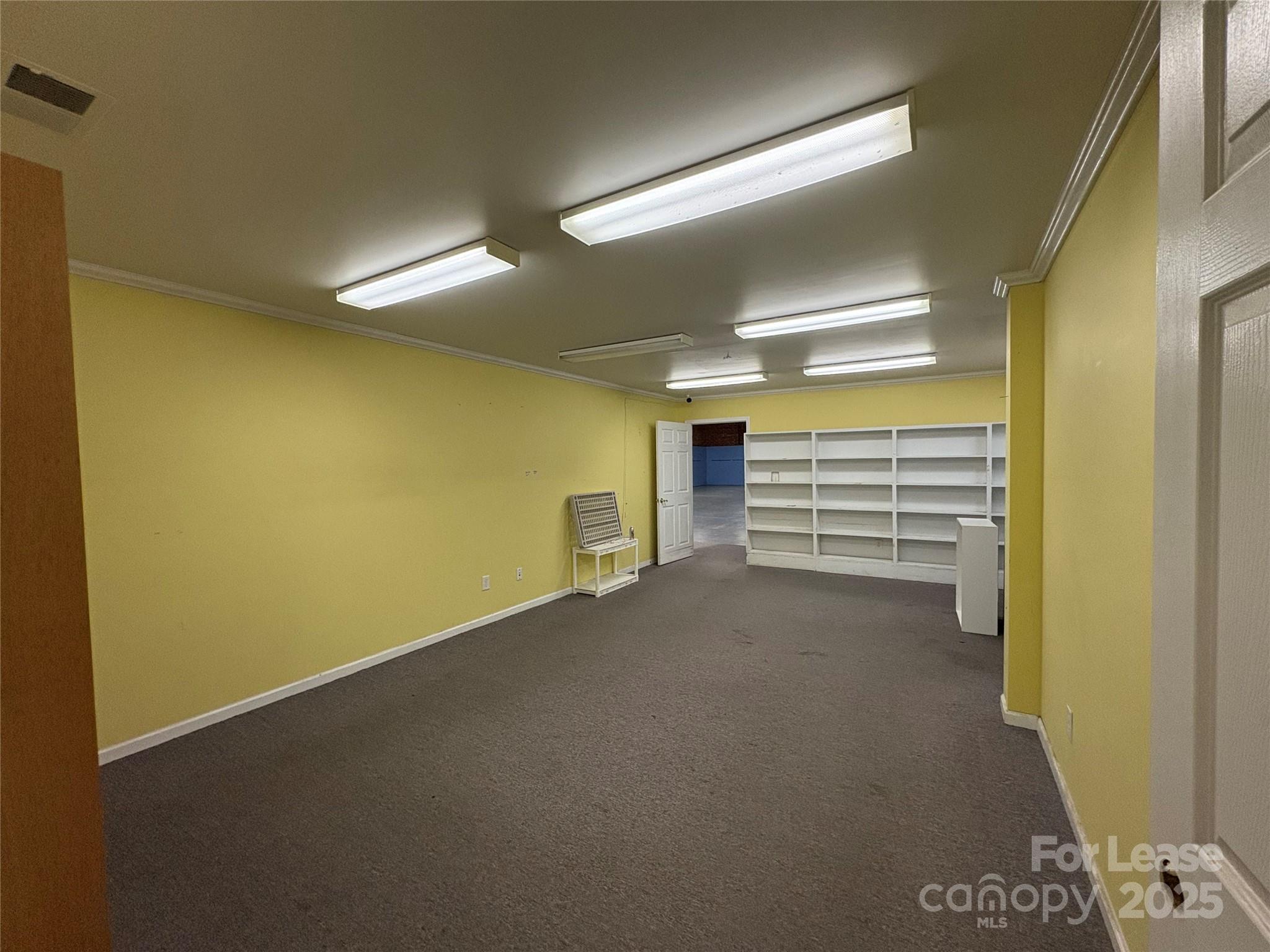2520 W Roosevelt Boulevard Property Photo 10