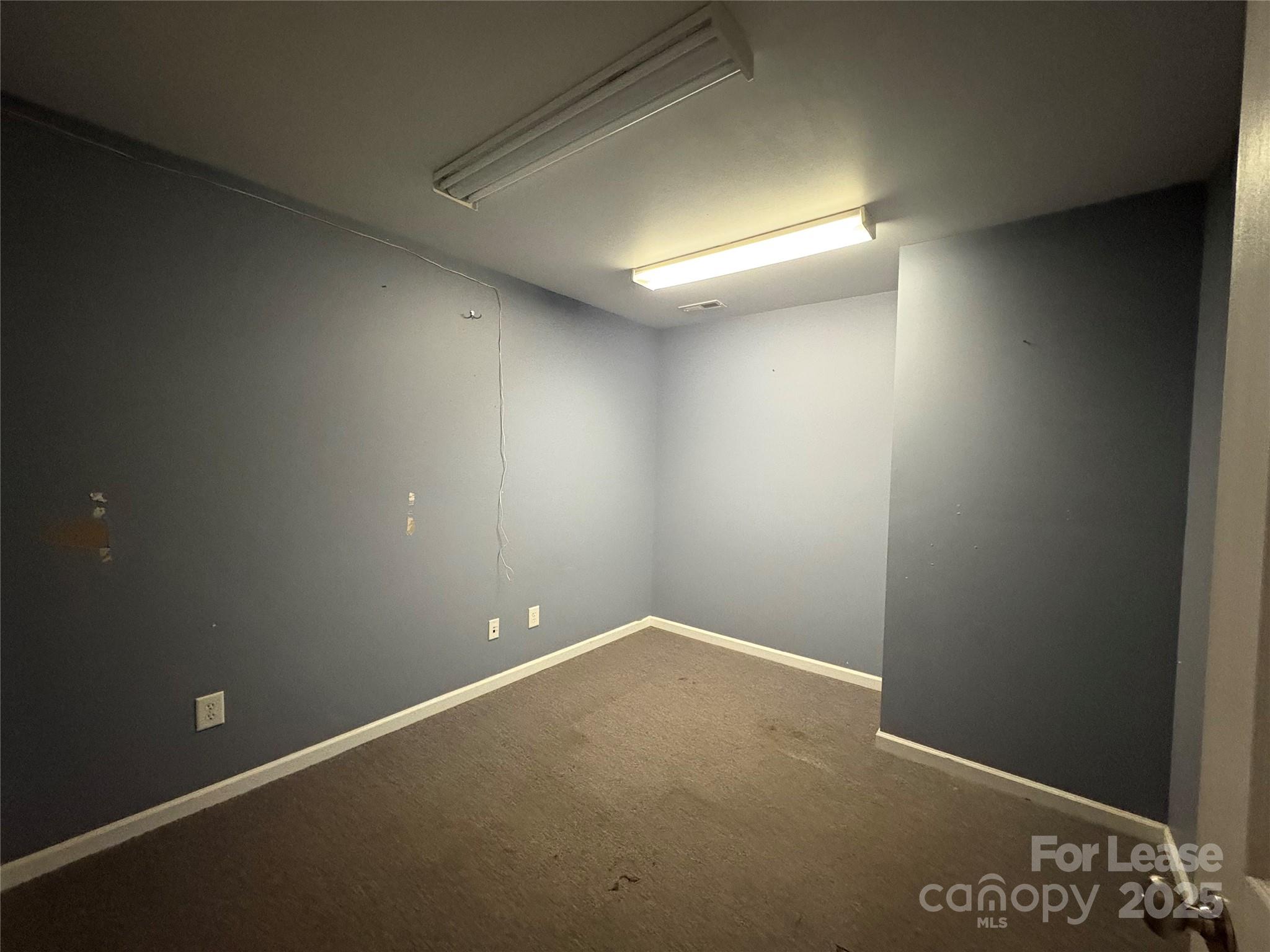 2520 W Roosevelt Boulevard Property Photo 14