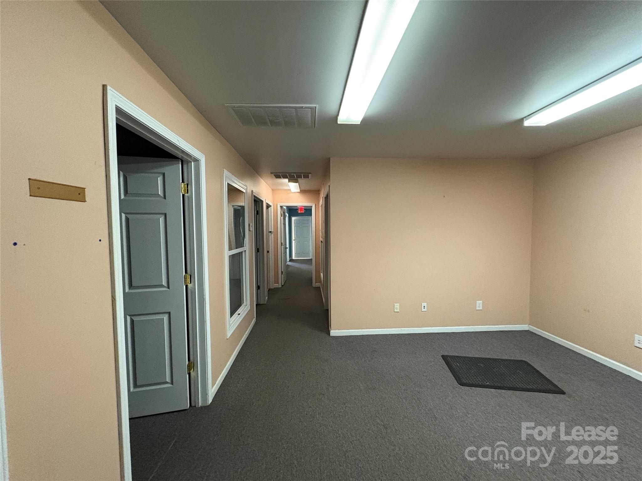 2520 W Roosevelt Boulevard Property Photo 16