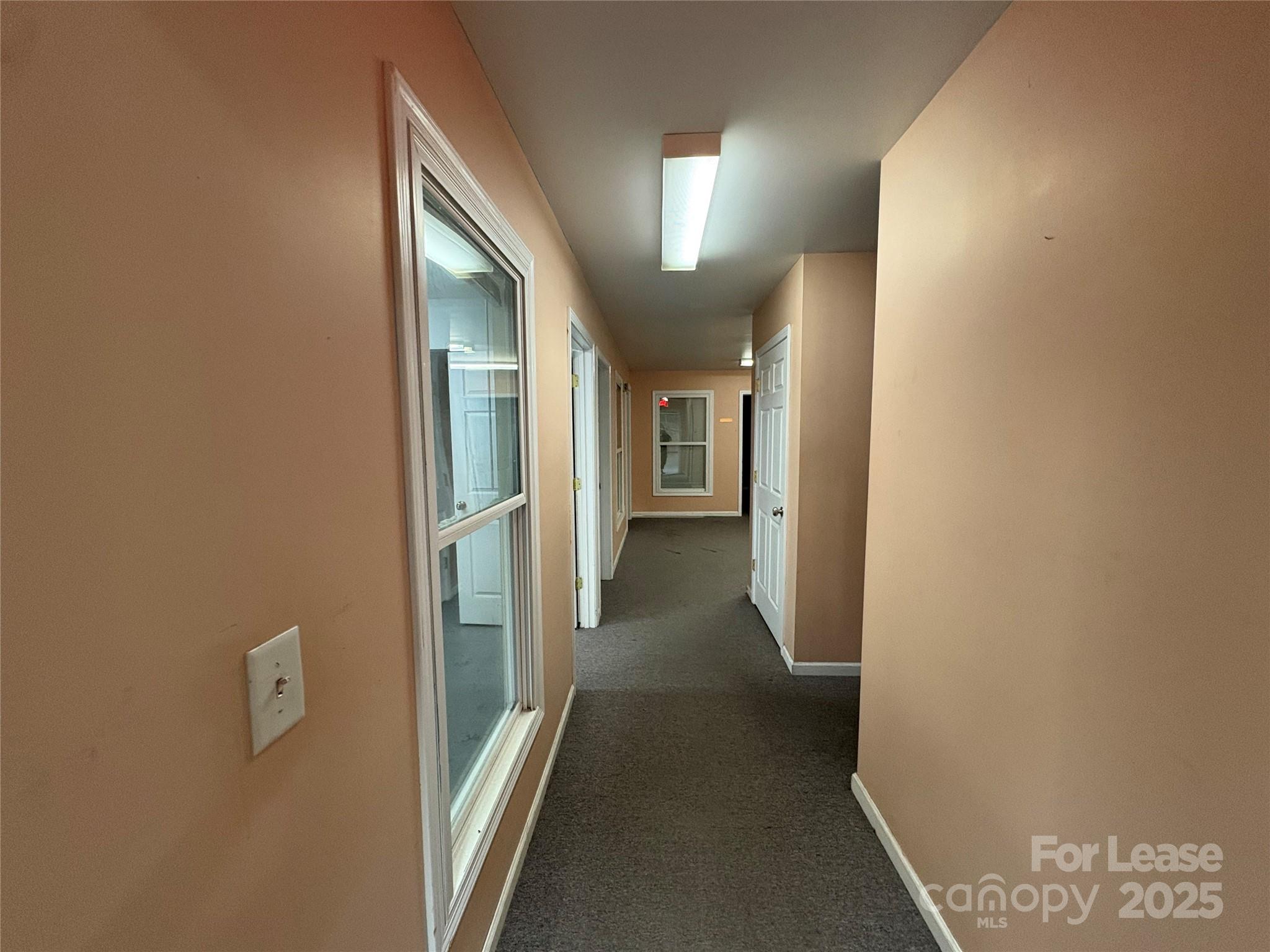 2520 W Roosevelt Boulevard Property Photo 18