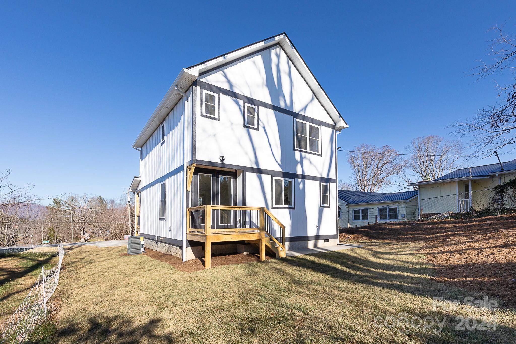 71 Oakley Road Property Photo 4