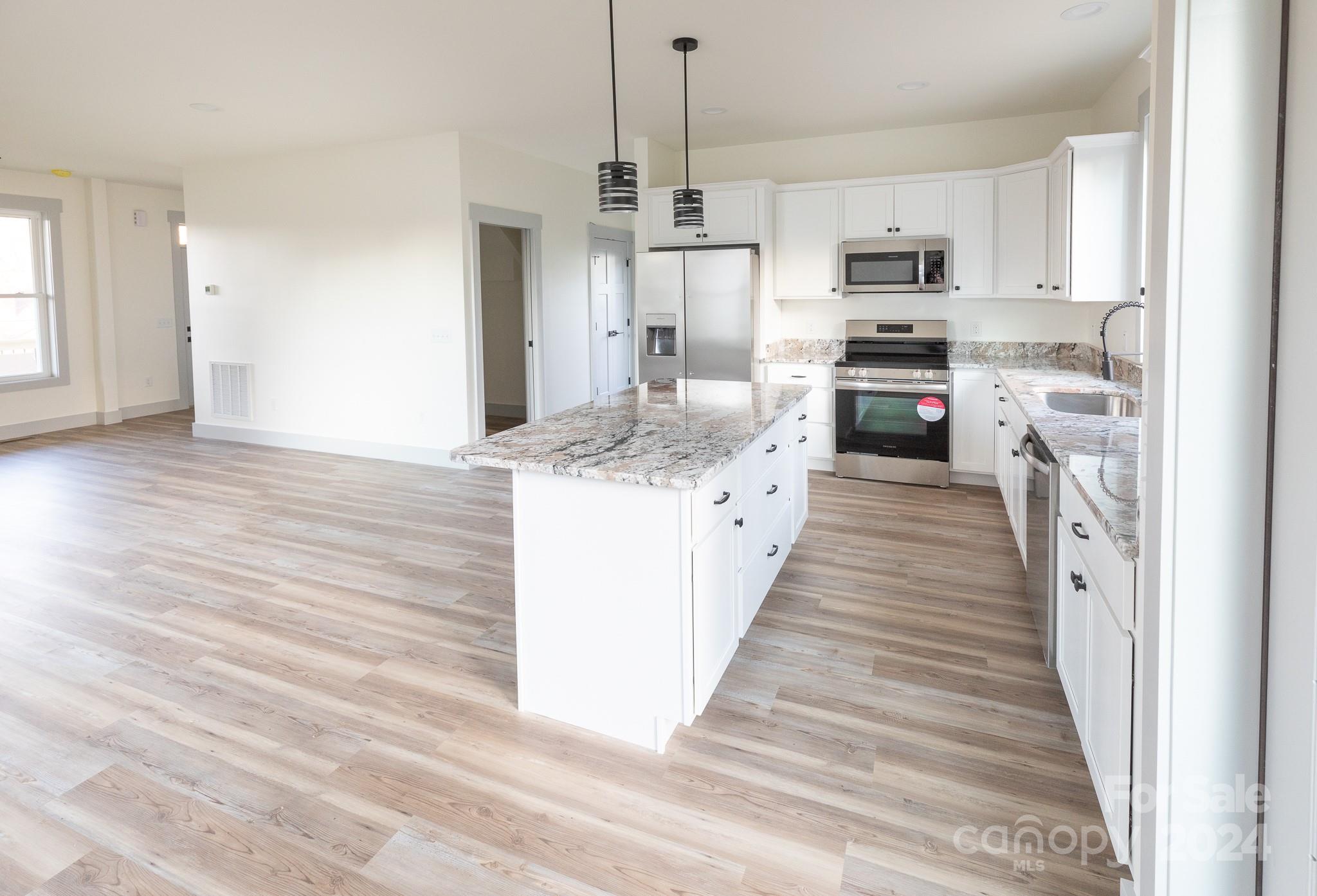 71 Oakley Road Property Photo 8